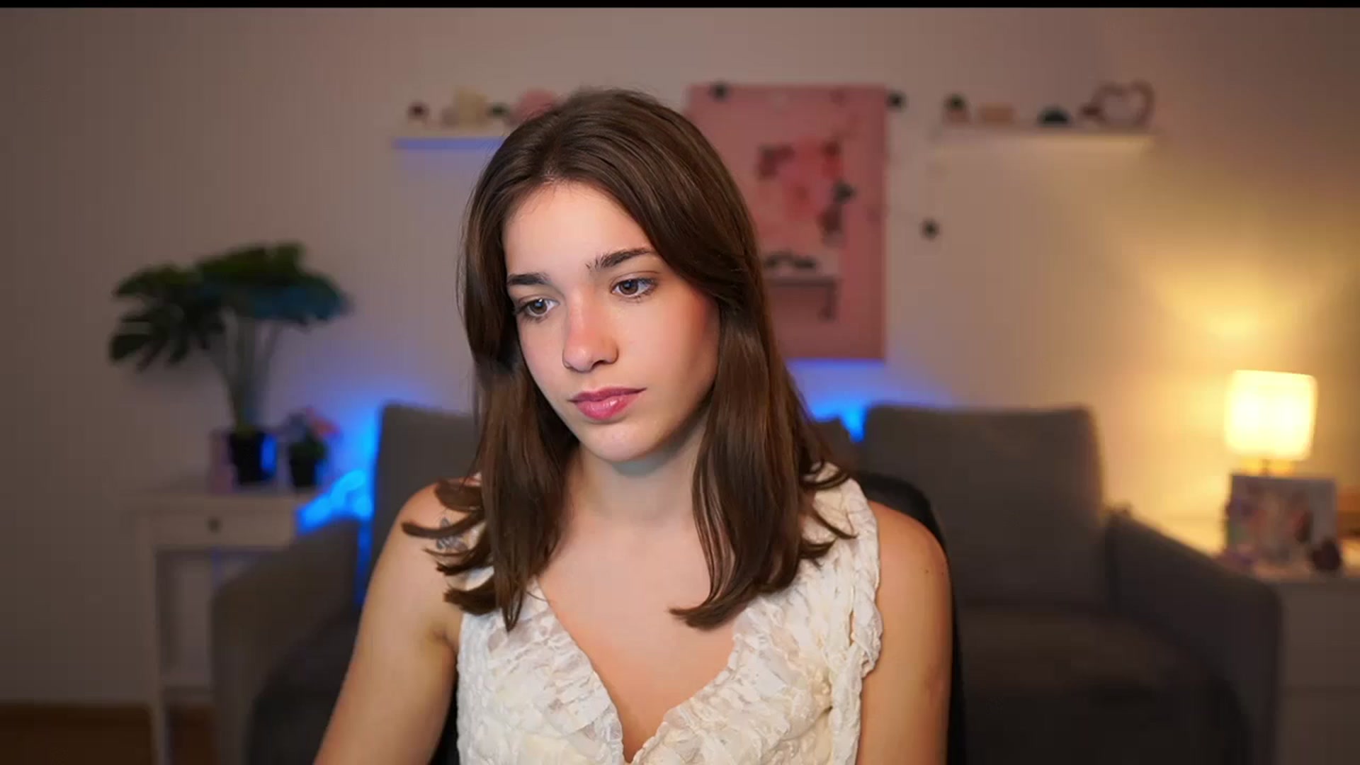 Gallery image thumbnail from Kissiecat's myfreecams stream on, 10/10/2025, 15:07 image 2 of 20