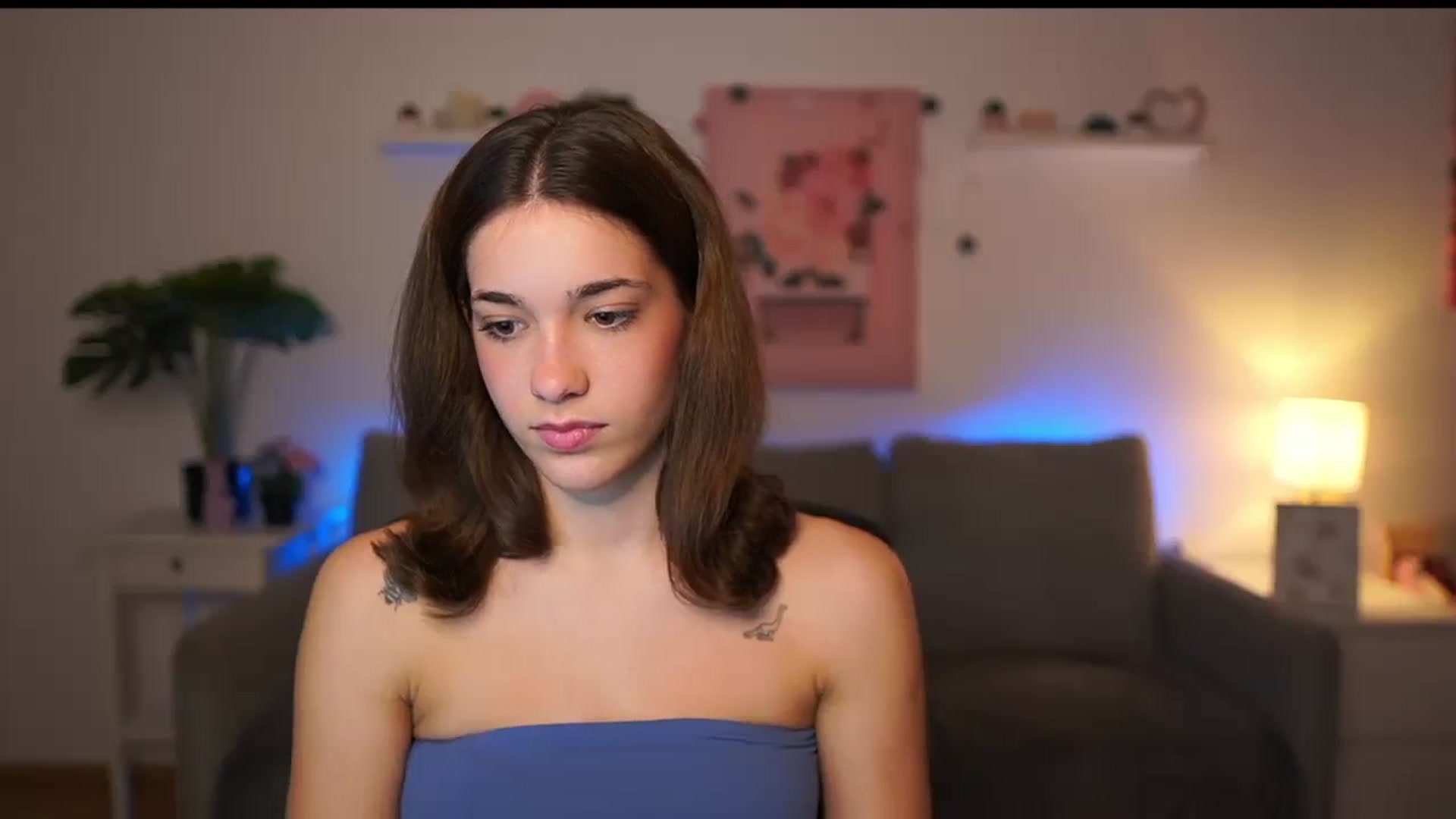 Gallery image thumbnail from Kissiecat's myfreecams stream on, 10/13/2025, 13:22 image 10 of 20