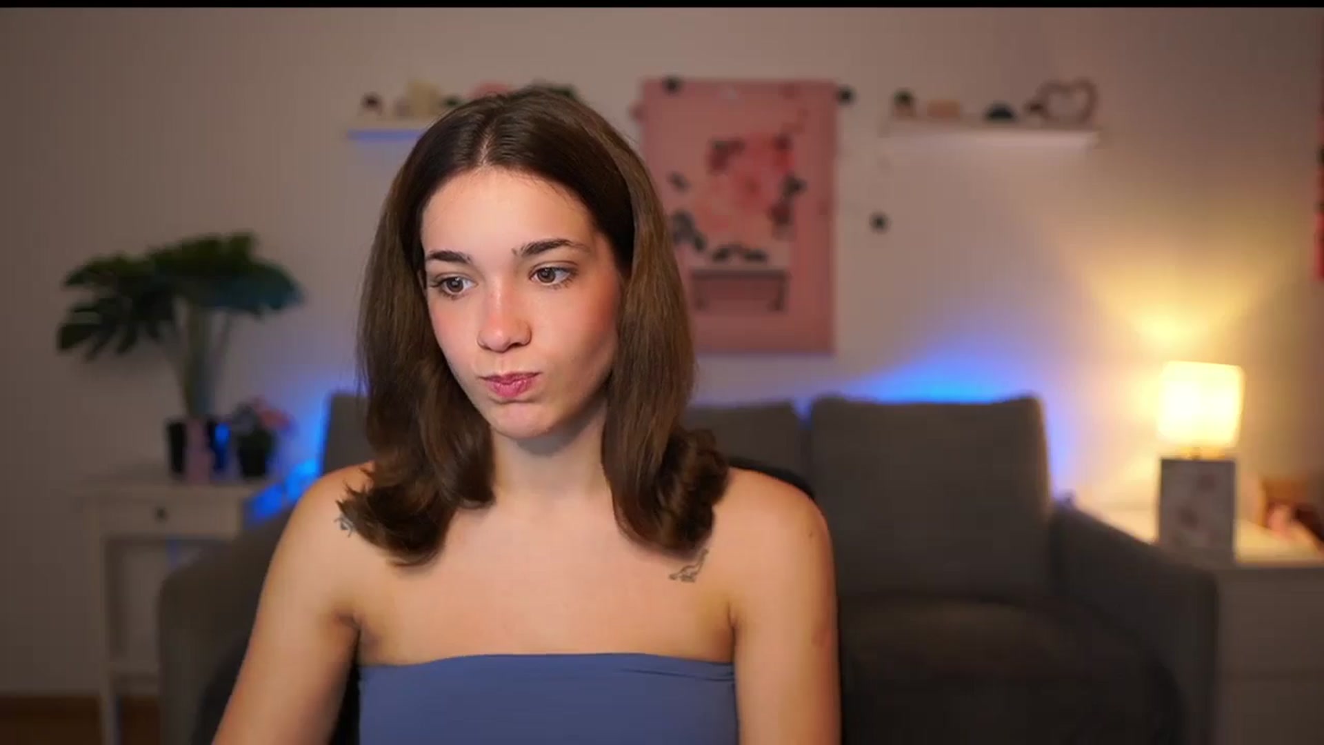 Gallery image thumbnail from Kissiecat's myfreecams stream on, 10/13/2025, 13:22 image 9 of 20