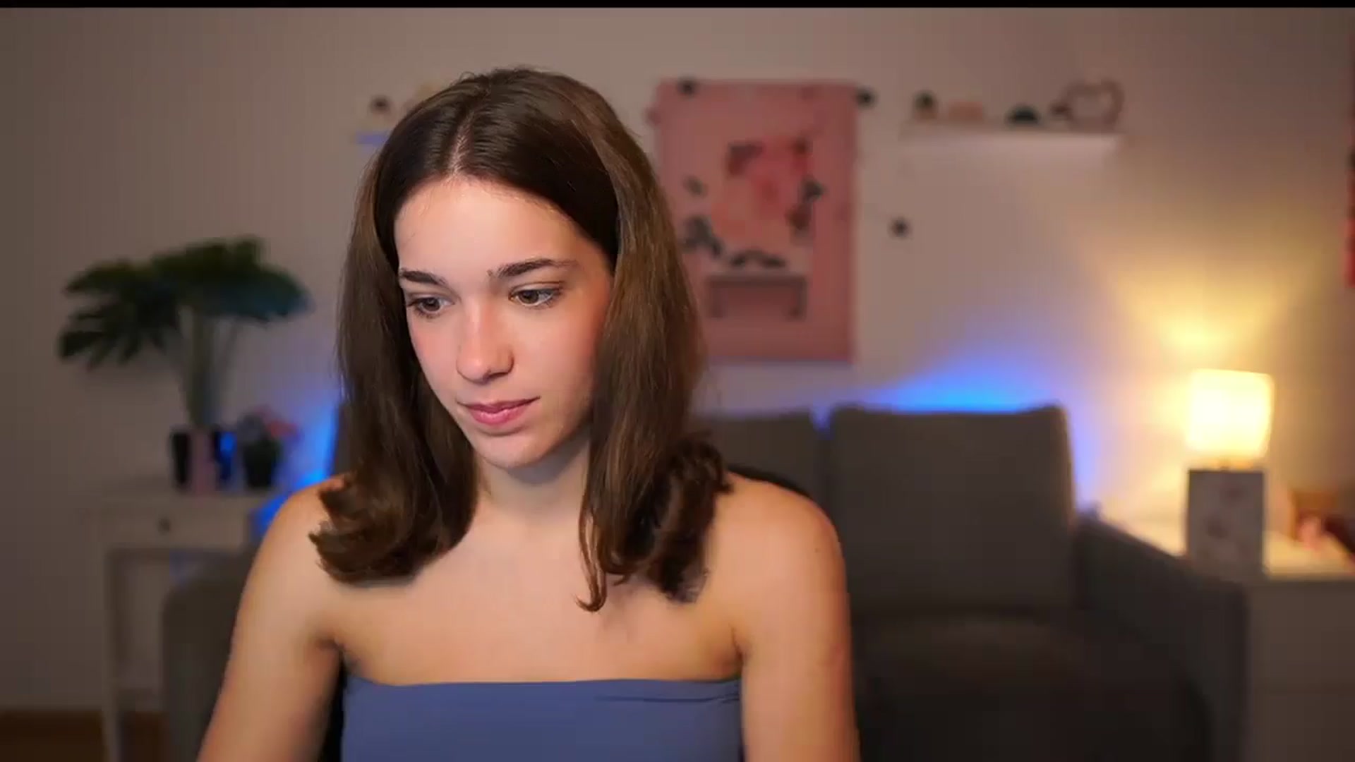 Gallery image thumbnail from Kissiecat's myfreecams stream on, 10/13/2025, 13:22 image 18 of 20