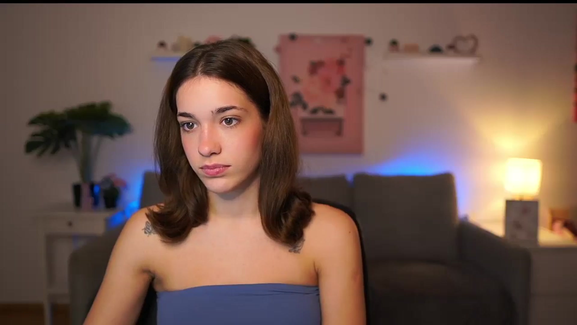 Gallery image thumbnail from Kissiecat's myfreecams stream on, 10/13/2025, 13:22 image 6 of 20