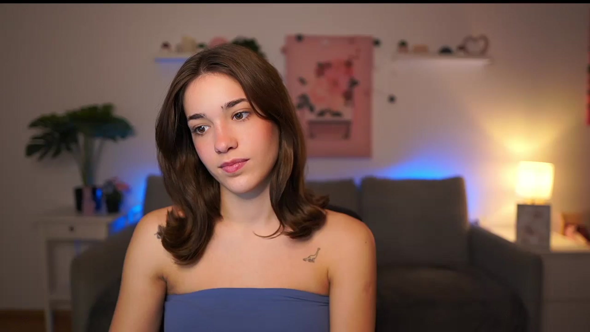 Gallery image thumbnail from Kissiecat's myfreecams stream on, 10/13/2025, 13:22 image 3 of 20