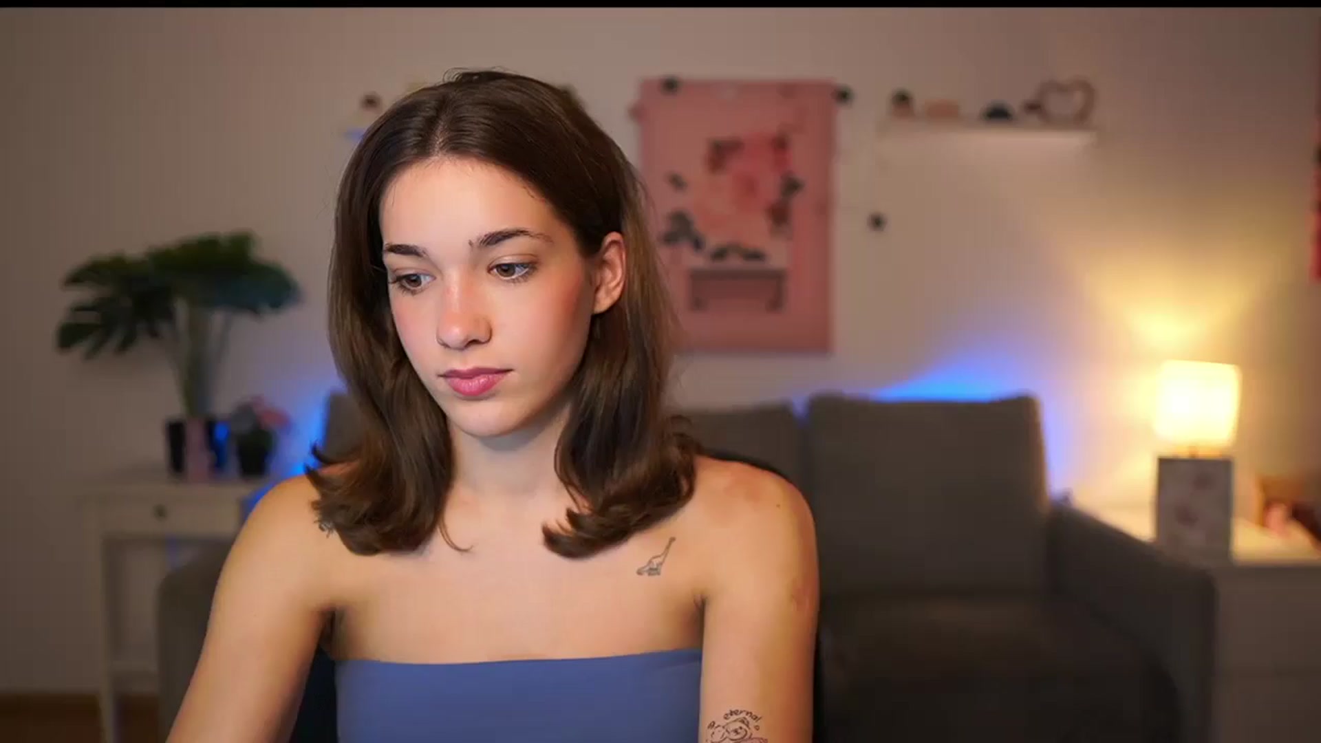 Gallery image thumbnail from Kissiecat's myfreecams stream on, 10/13/2025, 15:09 image 1 of 20