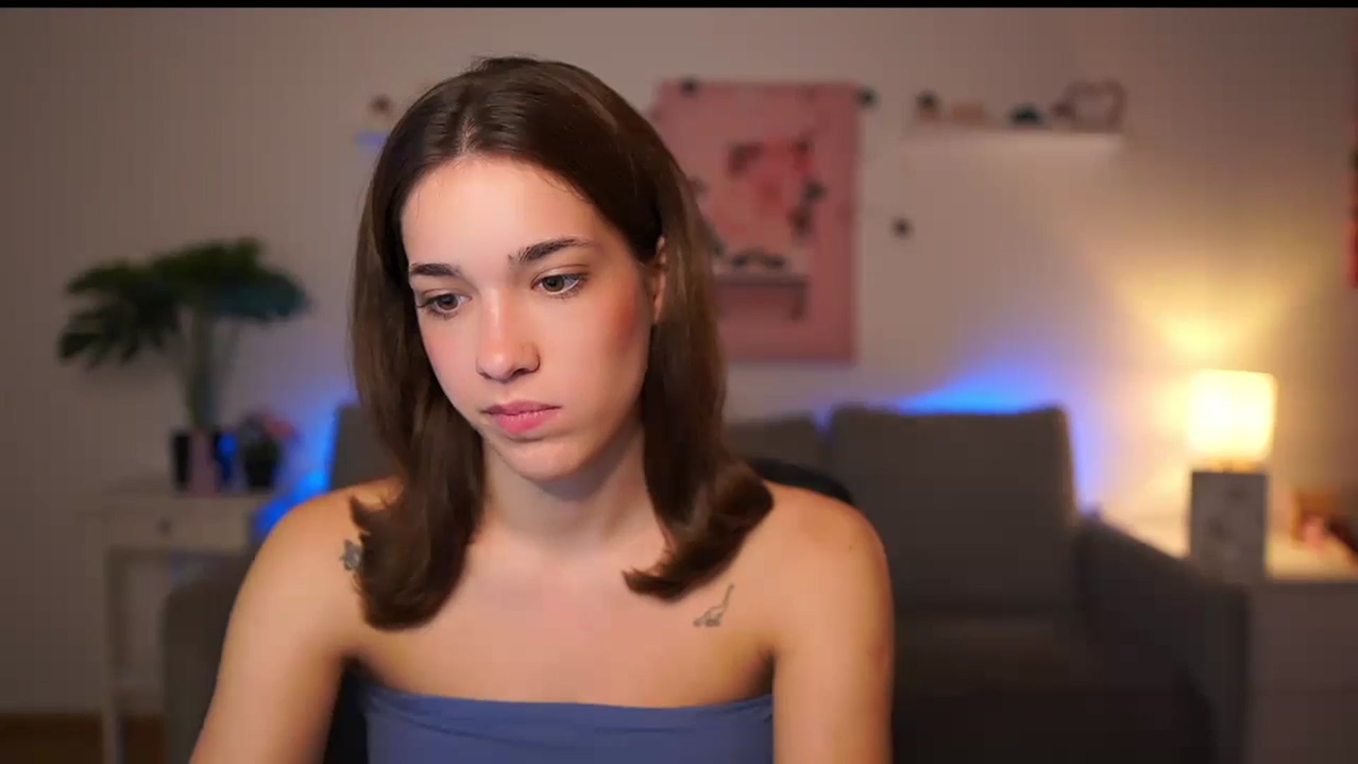 Gallery image thumbnail from Kissiecat's myfreecams stream on, 10/13/2025, 15:09 image 7 of 20