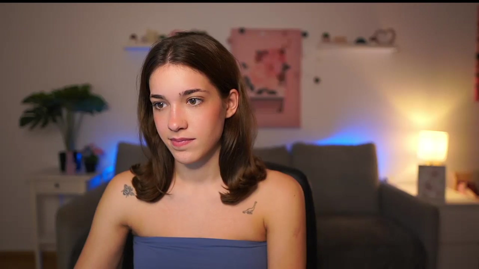 Gallery image thumbnail from Kissiecat's myfreecams stream on, 10/13/2025, 15:09 image 13 of 20