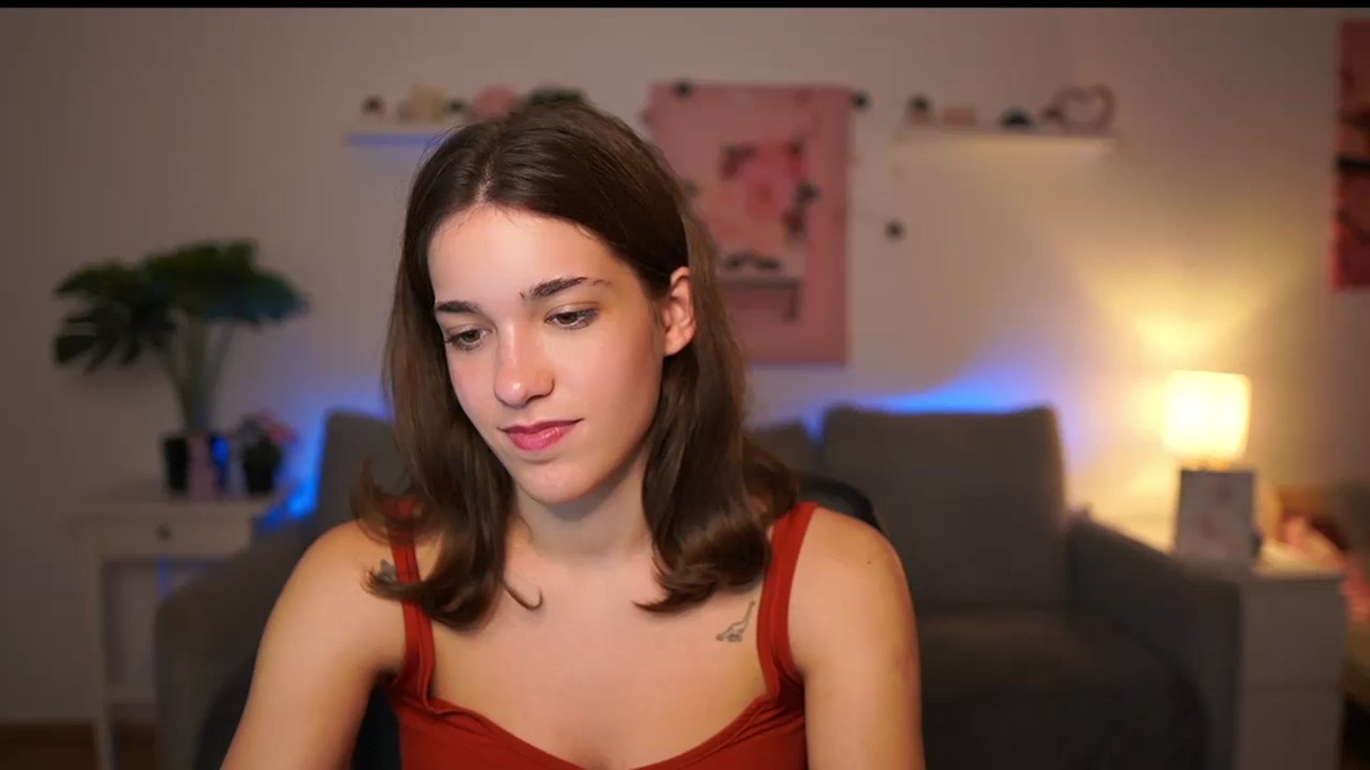 Gallery image thumbnail from Kissiecat's myfreecams stream on, 10/14/2025, 15:41 image 5 of 20