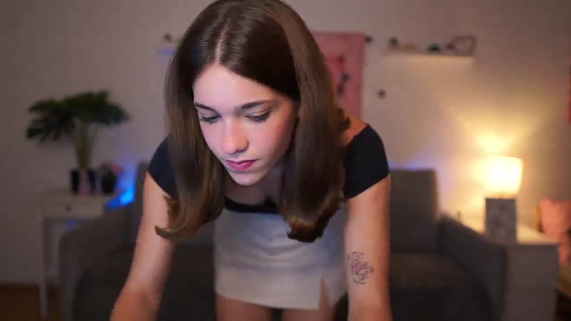 Gallery image thumbnail from Kissiecat's myfreecams stream on, 10/21/2025, 15:24 image 8 of 20