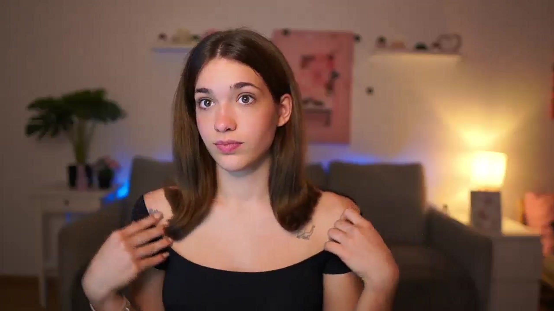 Gallery image thumbnail from Kissiecat's myfreecams stream on, 10/21/2025, 16:17 image 3 of 20