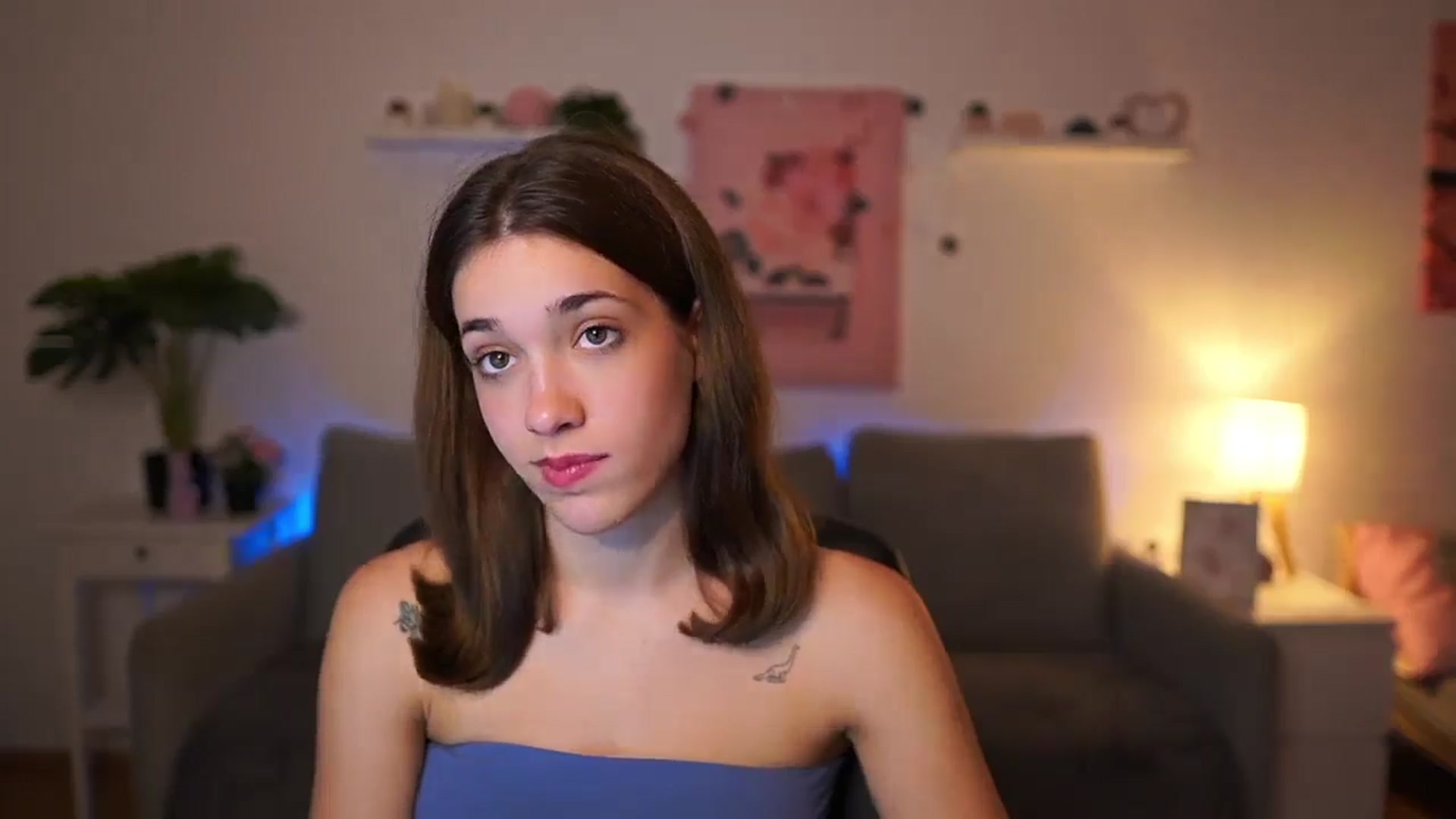 Gallery image thumbnail from Kissiecat's myfreecams stream on, 10/23/2025, 15:41 image 2 of 20