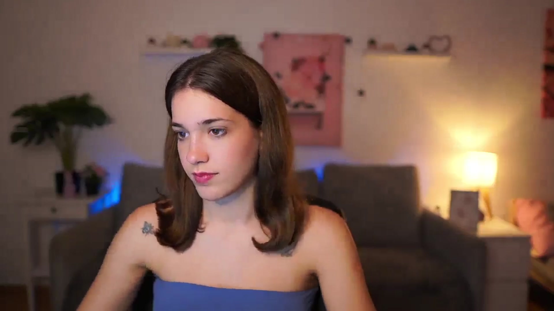 Gallery image thumbnail from Kissiecat's myfreecams stream on, 10/23/2025, 15:41 image 3 of 20