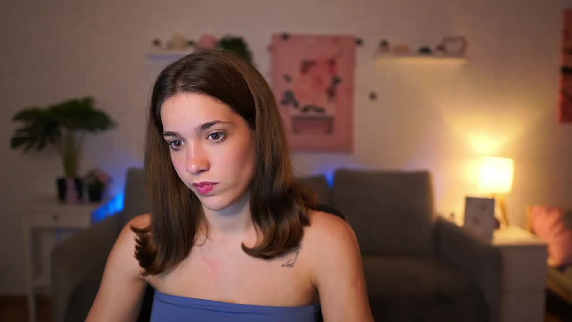 Gallery image thumbnail from Kissiecat's myfreecams stream on, 10/23/2025, 16:46 image 14 of 20