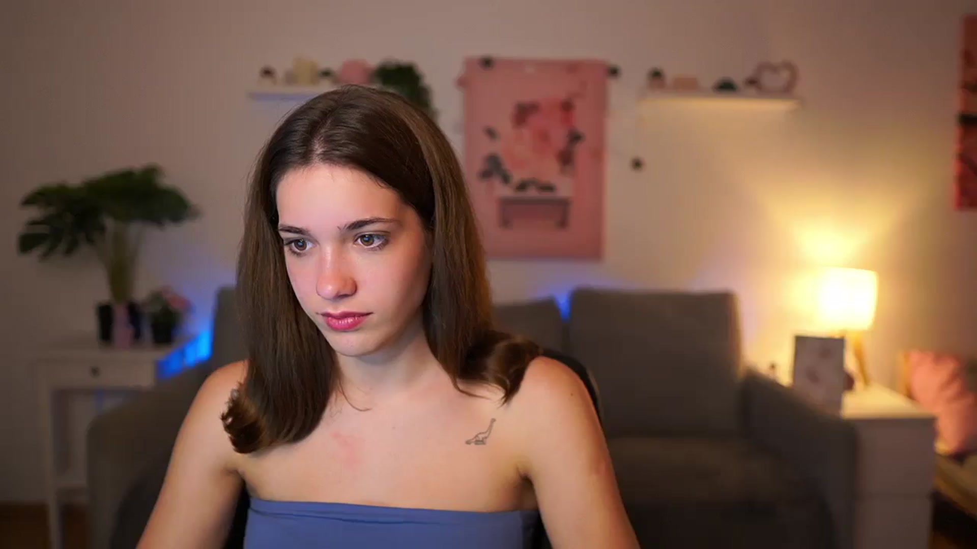 Gallery image thumbnail from Kissiecat's myfreecams stream on, 10/23/2025, 16:46 image 16 of 20