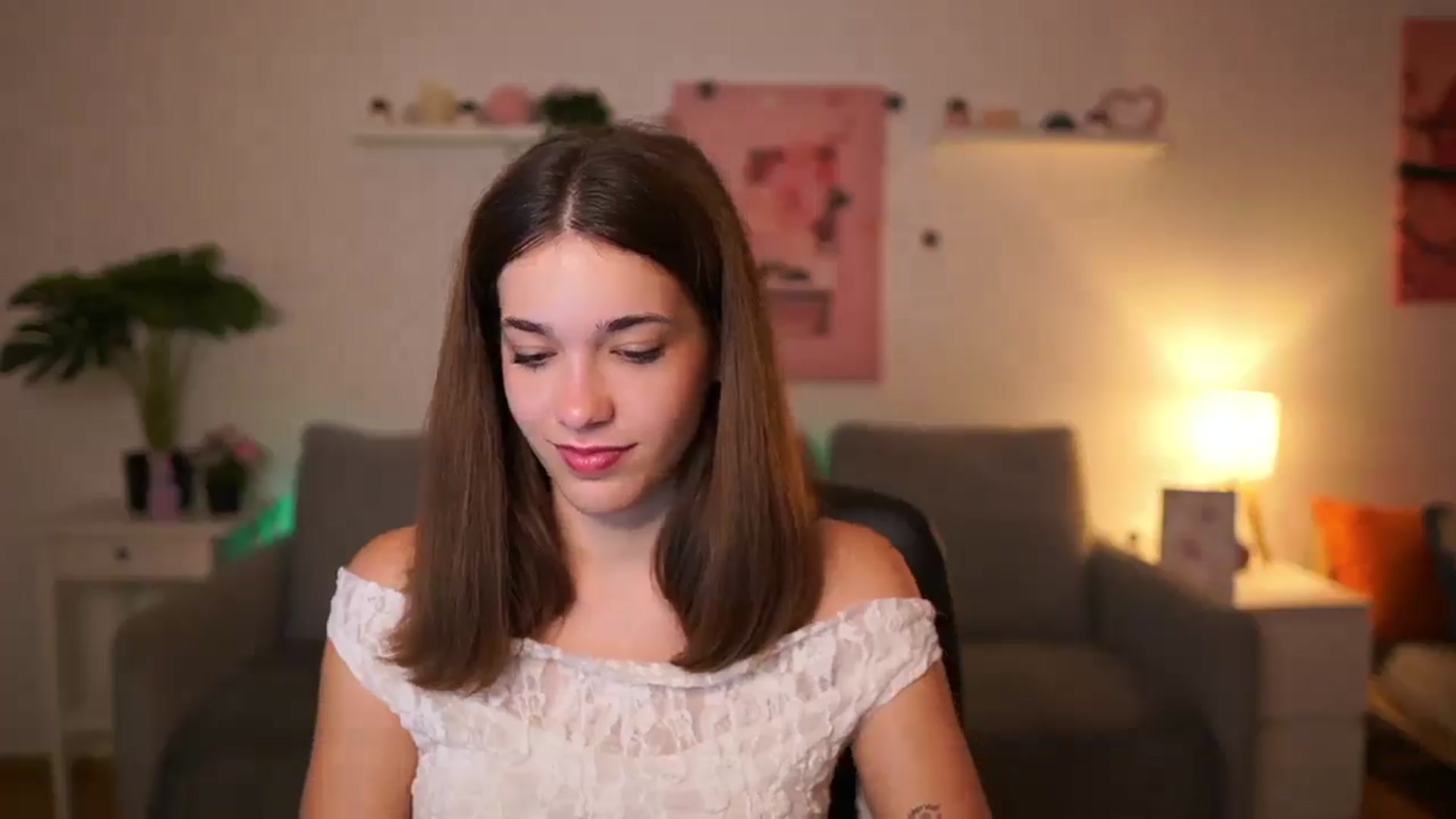 Gallery image thumbnail from Kissiecat's myfreecams stream on, 10/24/2025, 15:28 image 8 of 20