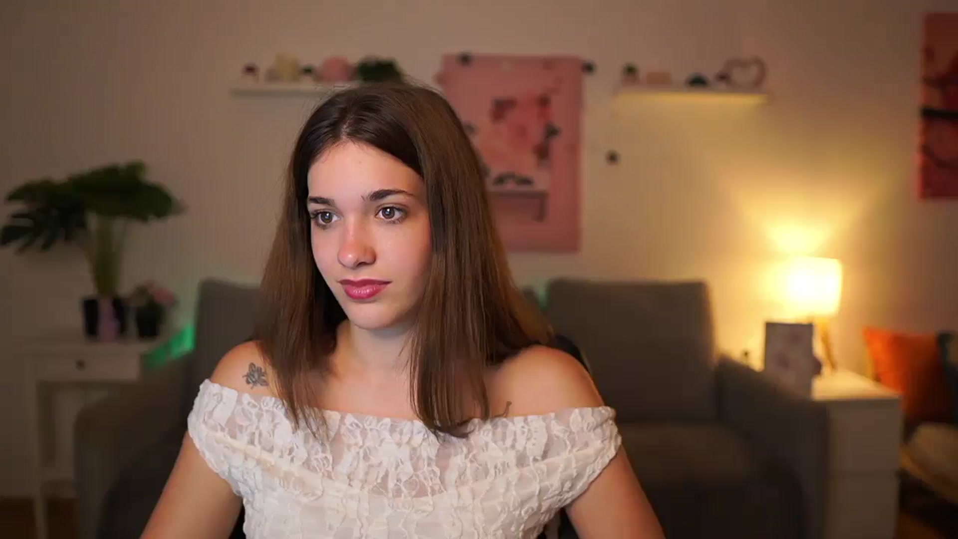 Gallery image thumbnail from Kissiecat's myfreecams stream on, 10/24/2025, 17:31 image 20 of 20