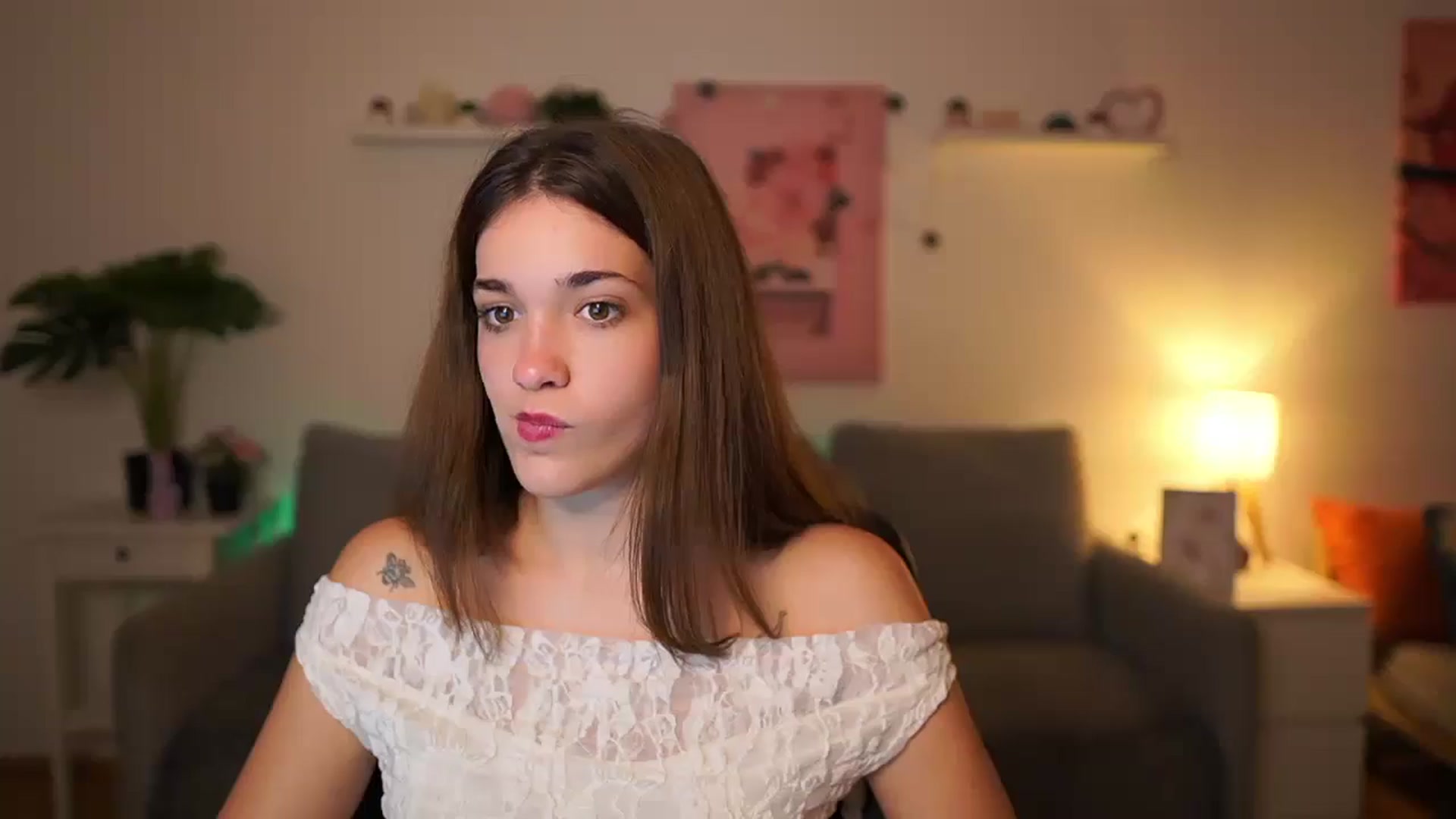 Gallery image thumbnail from Kissiecat's myfreecams stream on, 10/24/2025, 17:31 image 19 of 20