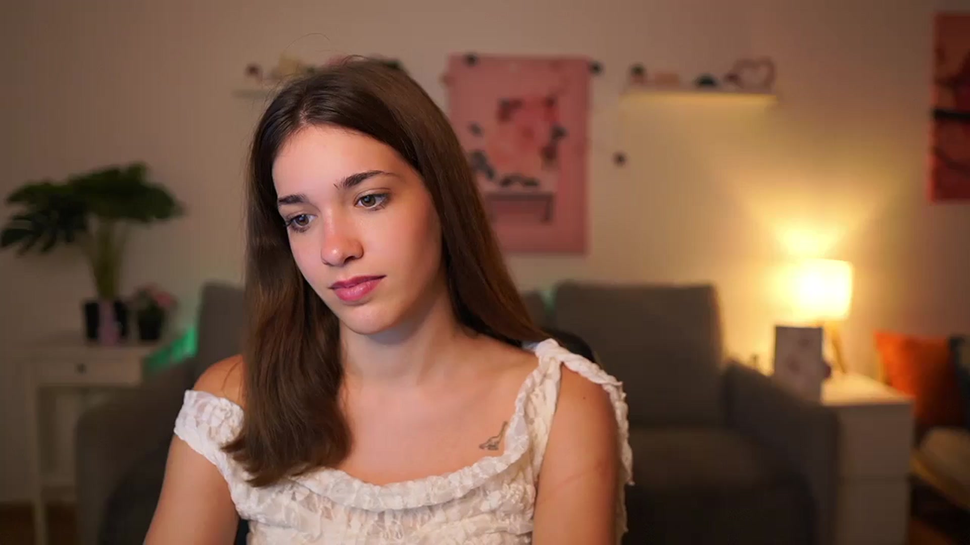 Gallery image thumbnail from Kissiecat's myfreecams stream on, 10/24/2025, 17:31 image 12 of 20