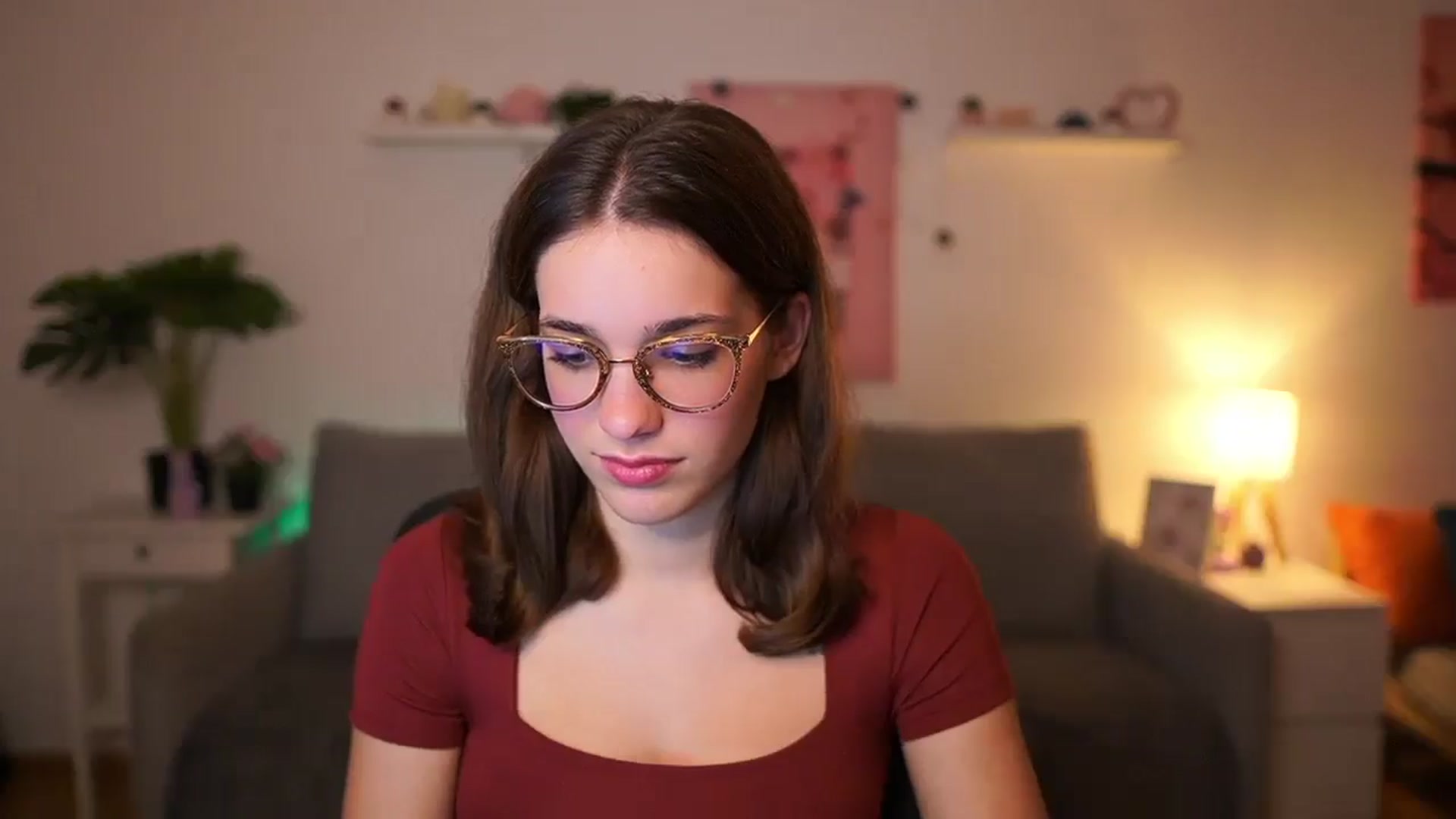 Gallery image thumbnail from Kissiecat's myfreecams stream on, 10/25/2025, 20:10 image 8 of 20