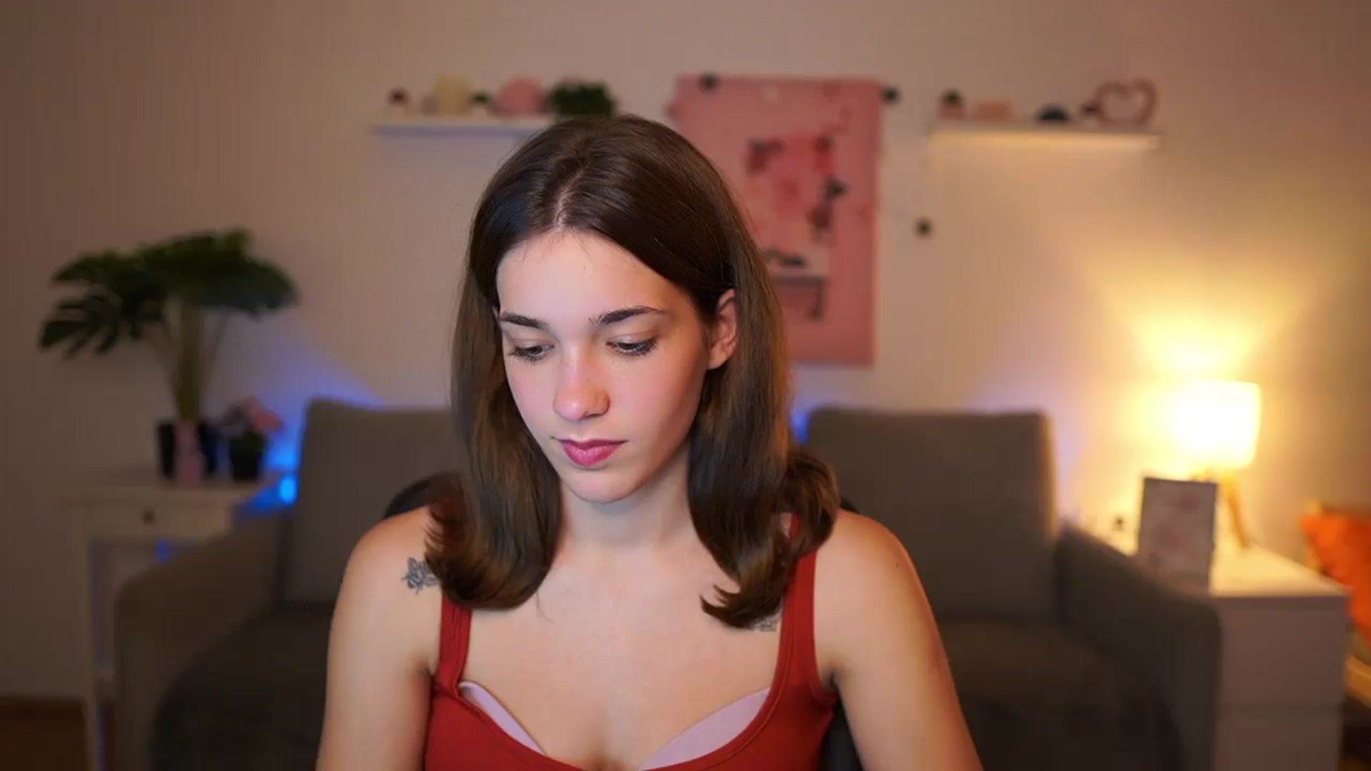 Gallery image thumbnail from Kissiecat's myfreecams stream on, 10/27/2025, 19:45 image 7 of 20