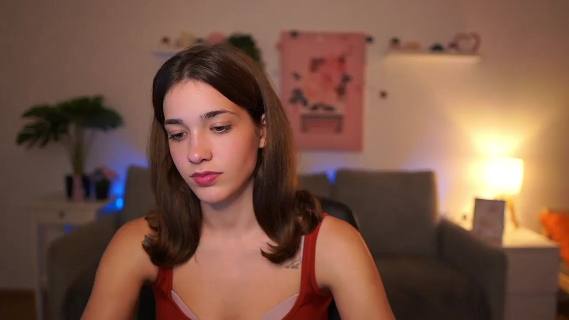 Gallery image thumbnail from Kissiecat's myfreecams stream on, 10/27/2025, 19:45 image 8 of 20