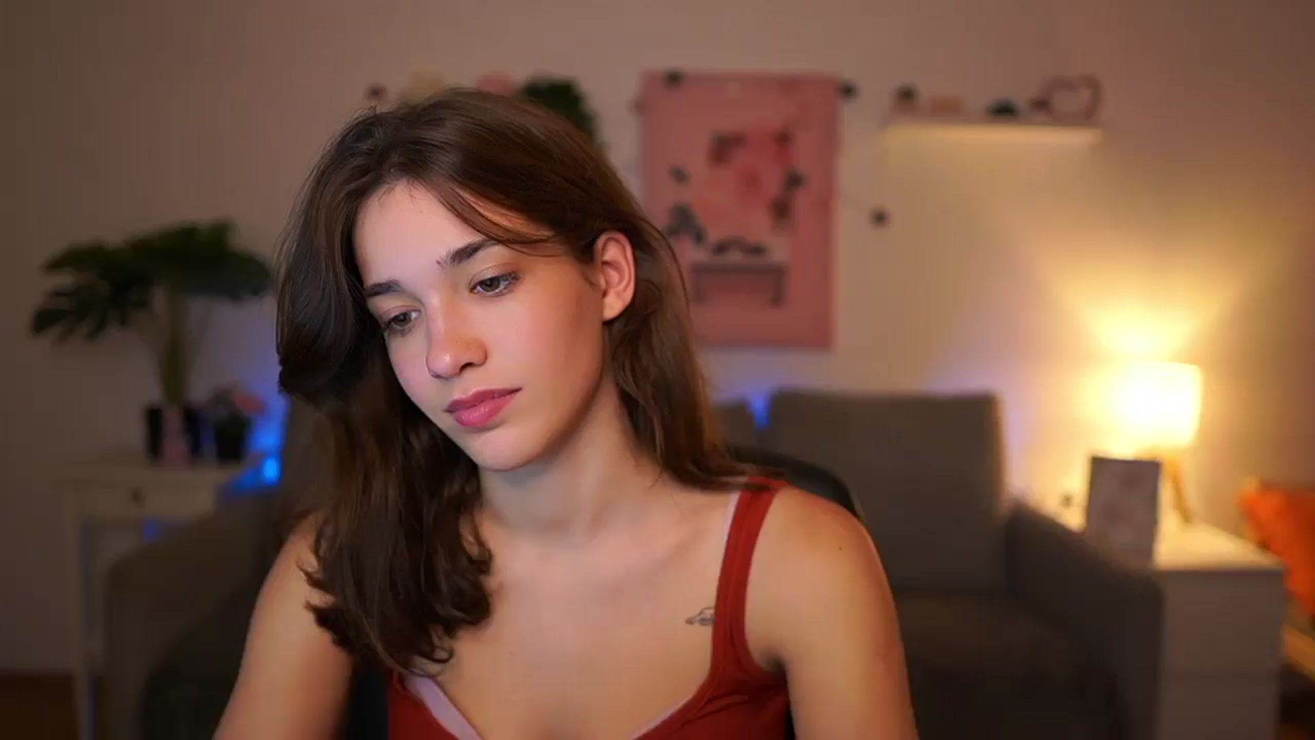 Gallery image thumbnail from Kissiecat's myfreecams stream on, 10/27/2025, 21:04 image 2 of 20