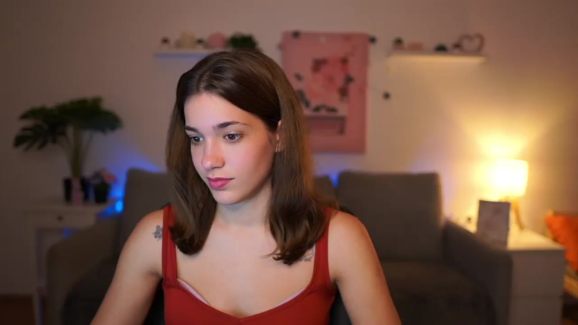 Gallery image thumbnail from Kissiecat's myfreecams stream on, 10/27/2025, 23:20 image 4 of 20