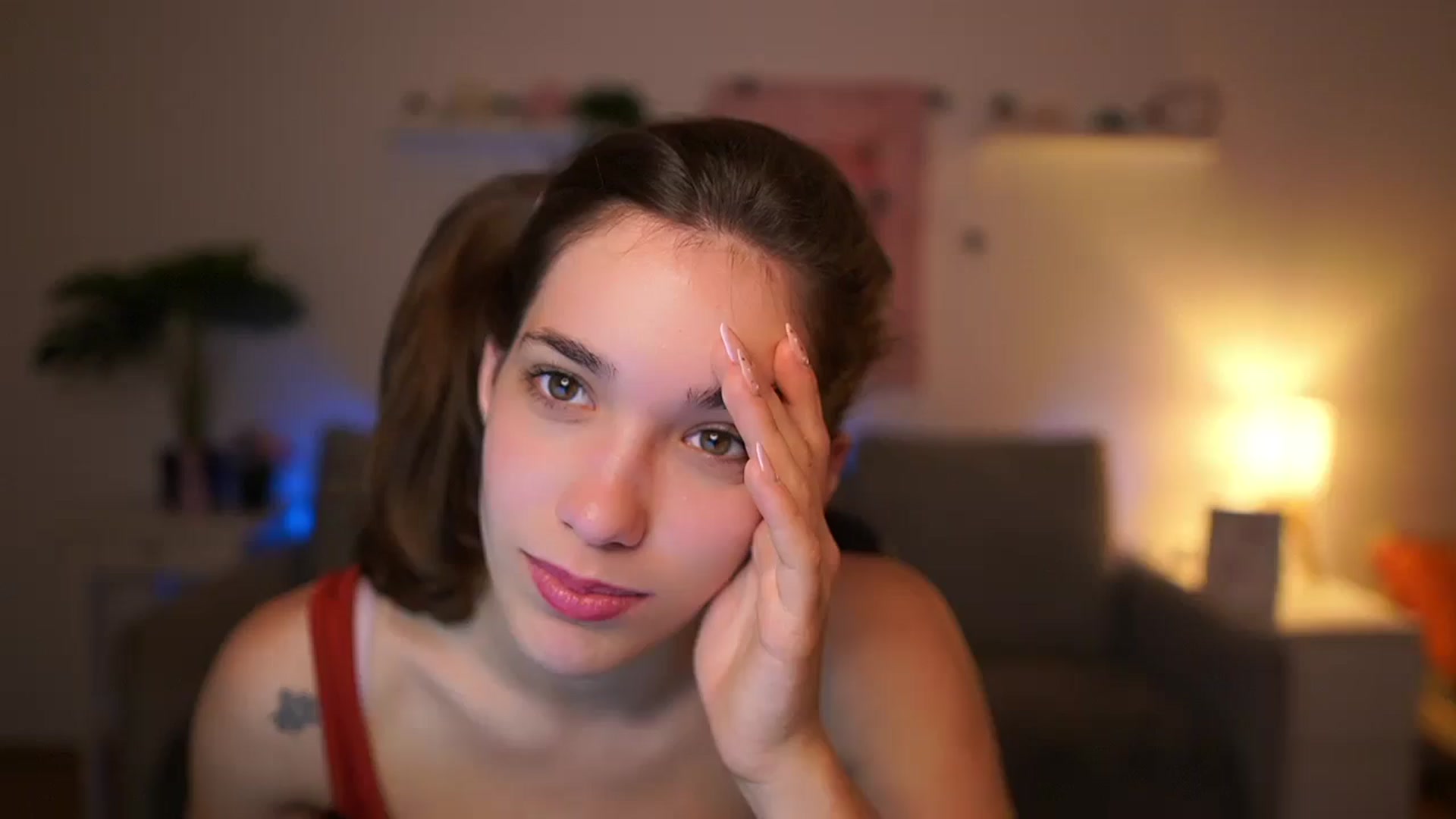 Gallery image thumbnail from Kissiecat's myfreecams stream on, 10/27/2025, 23:20 image 1 of 20