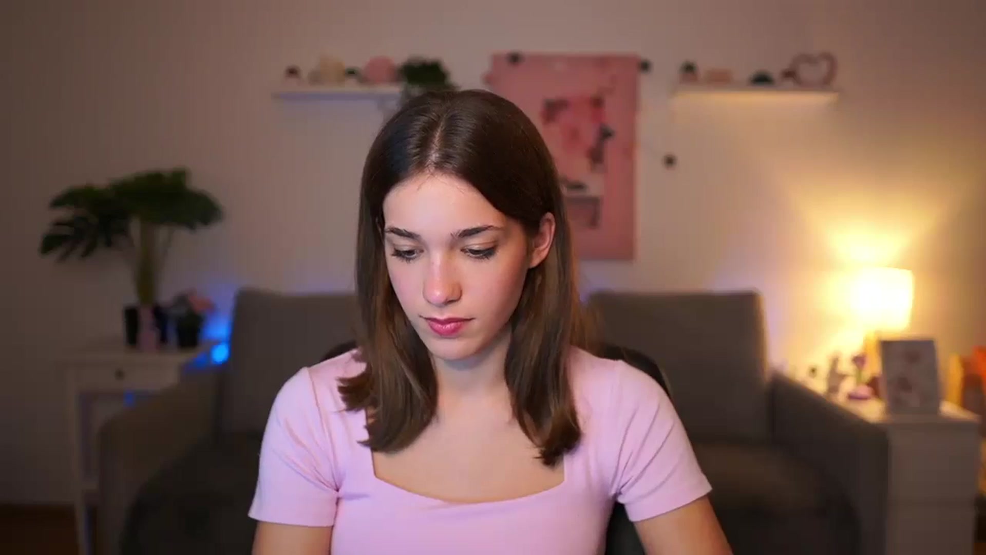 Gallery image thumbnail from Kissiecat's myfreecams stream on, 10/30/2025, 15:22 image 12 of 20
