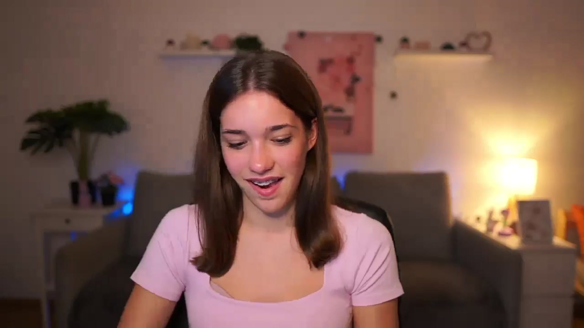 Gallery image thumbnail from Kissiecat's myfreecams stream on, 10/30/2025, 18:55 image 2 of 20