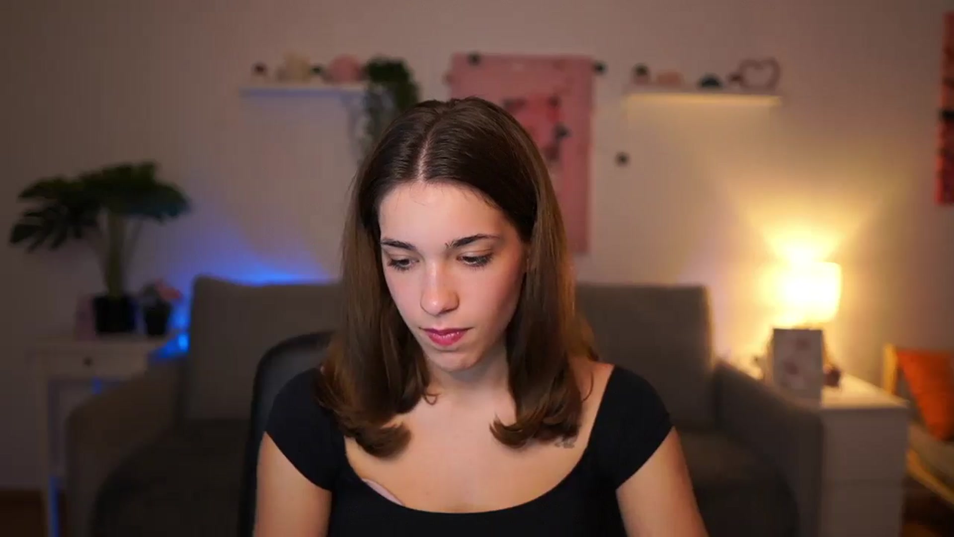 Gallery image thumbnail from Kissiecat's myfreecams stream on, 11/03/2025, 14:39 image 19 of 20