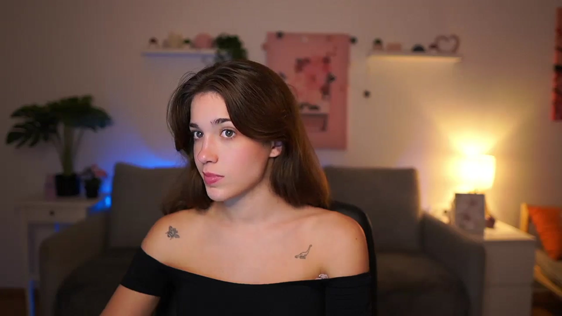 Gallery image thumbnail from Kissiecat's myfreecams stream on, 11/03/2025, 16:11 image 14 of 20
