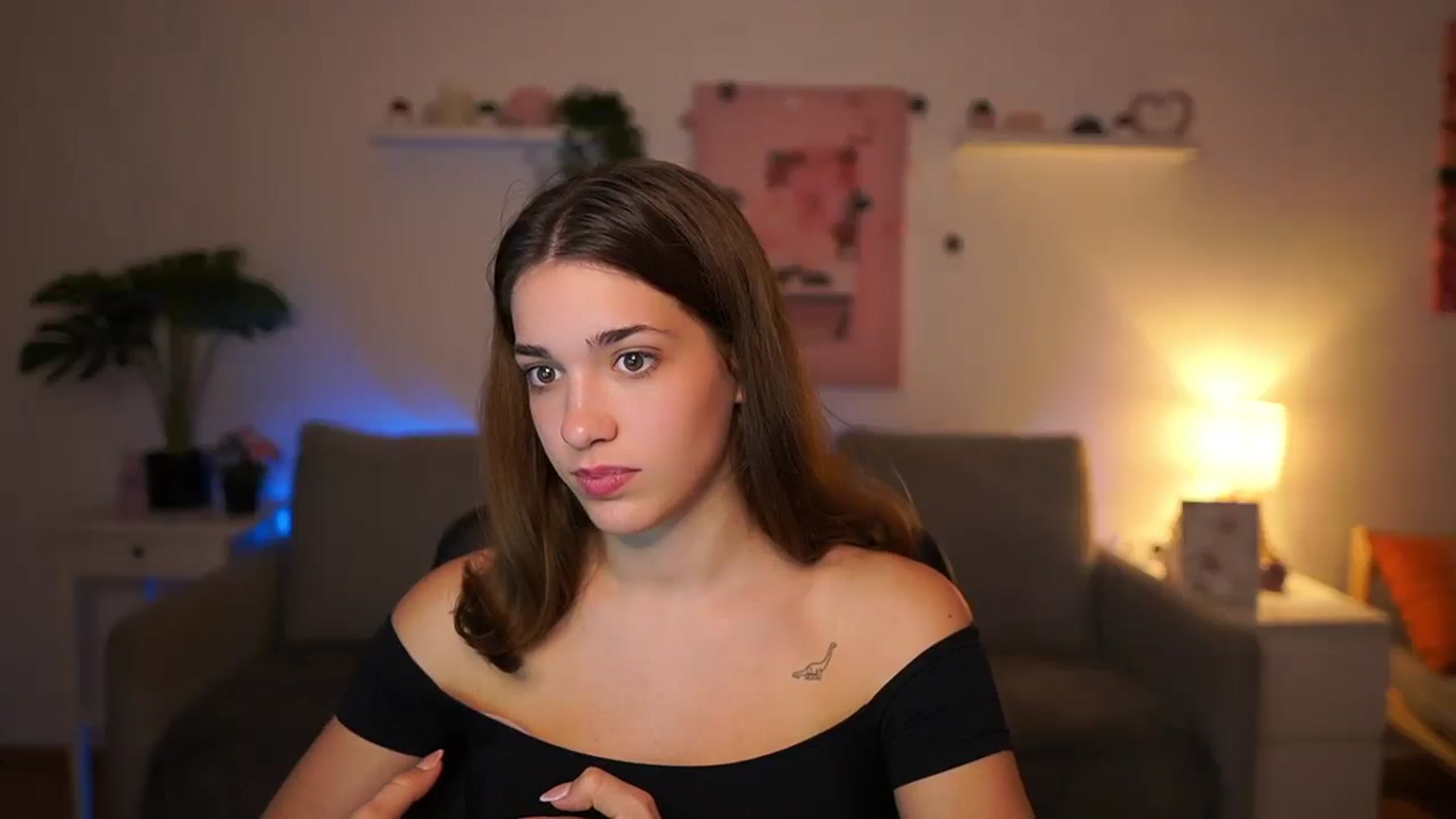 Gallery image thumbnail from Kissiecat's myfreecams stream on, 11/03/2025, 17:53 image 6 of 20