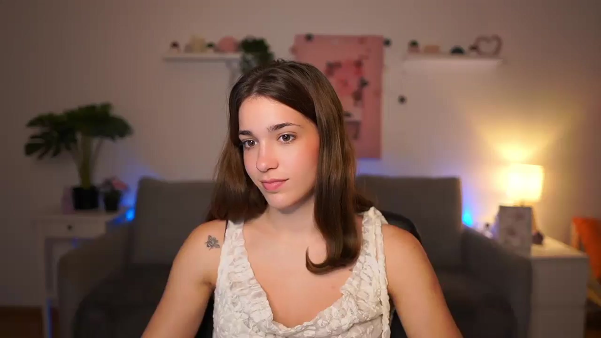 Gallery image thumbnail from Kissiecat's myfreecams stream on, 11/12/2025, 15:45 image 20 of 20