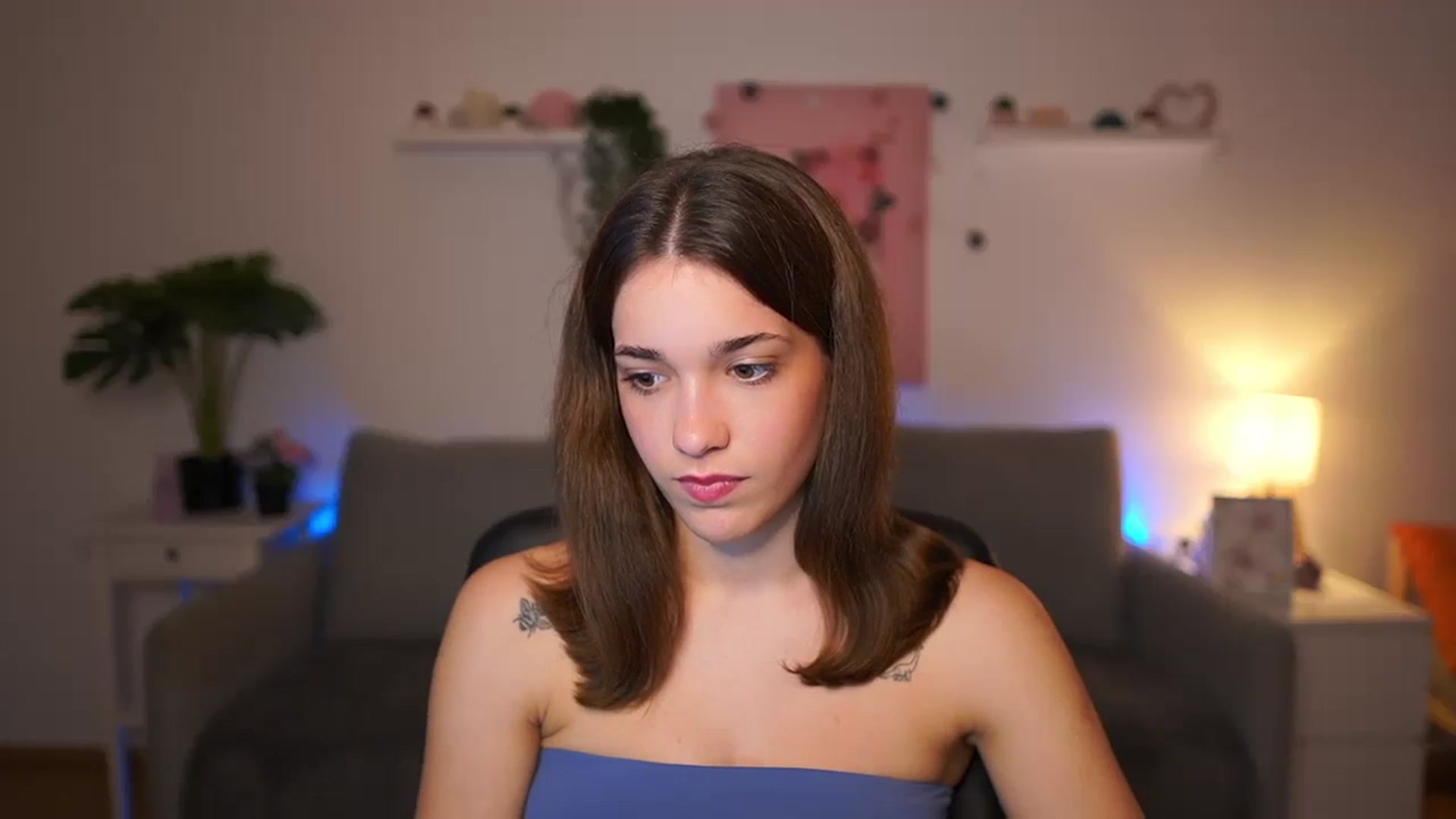 Gallery image thumbnail from Kissiecat's myfreecams stream on, 11/13/2025, 16:21 image 9 of 20