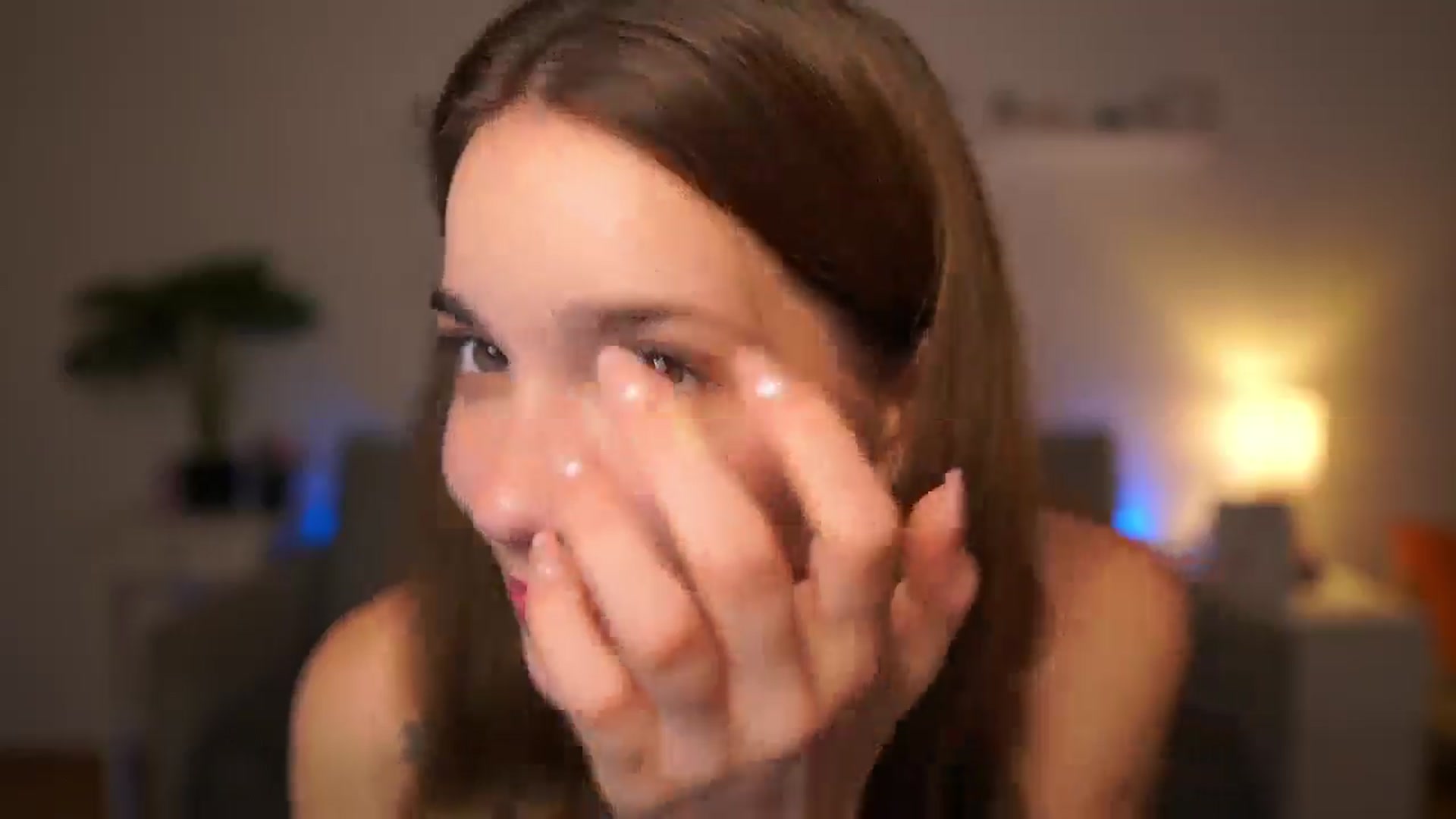 Gallery image thumbnail from Kissiecat's myfreecams stream on, 11/14/2025, 19:59 image 18 of 20