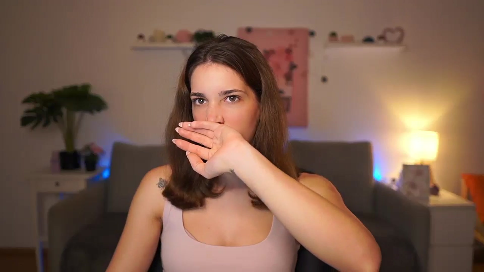 Gallery image thumbnail from Kissiecat's myfreecams stream on, 11/14/2025, 19:59 image 5 of 20
