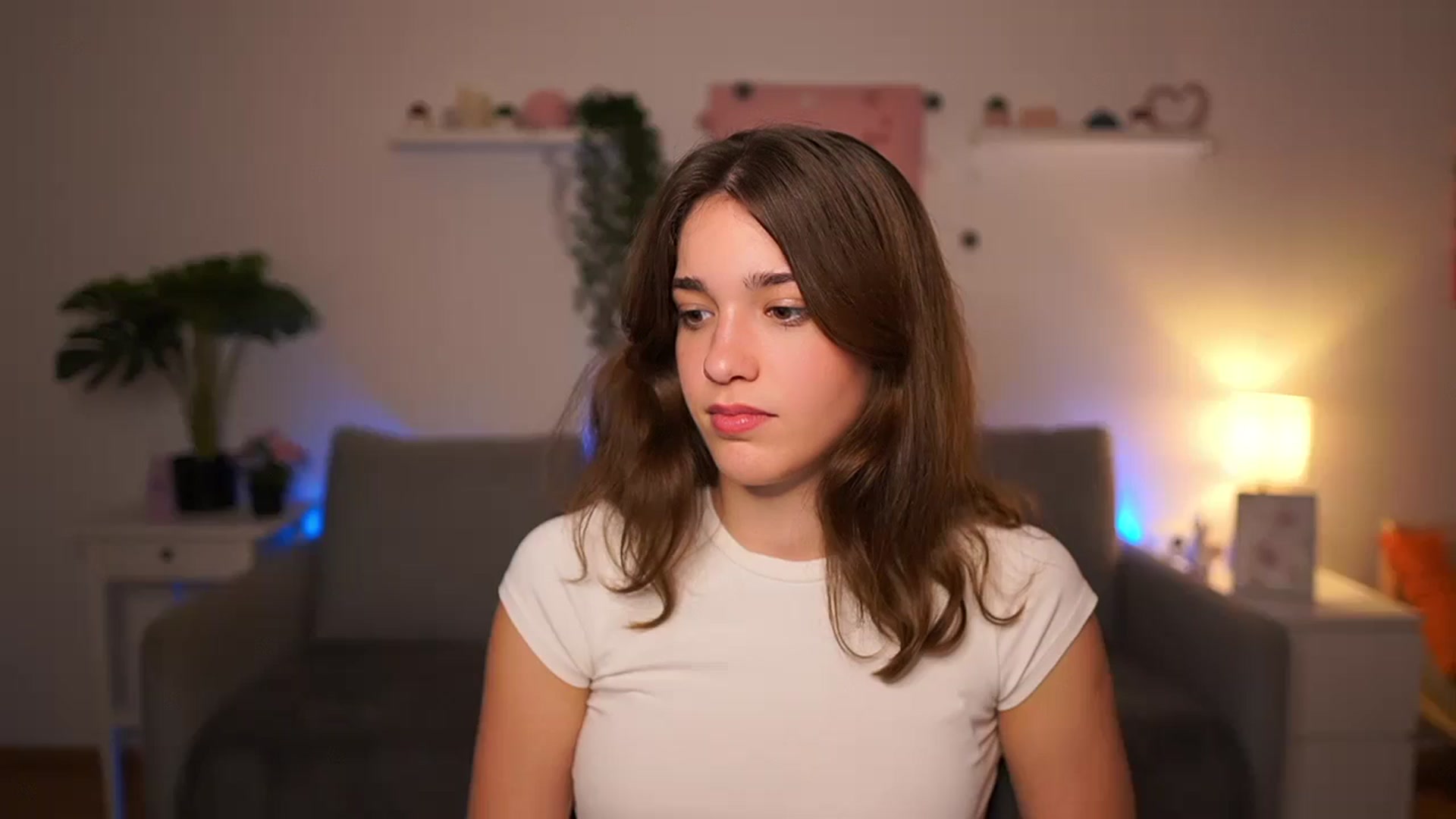 Gallery image thumbnail from Kissiecat's myfreecams stream on, 11/15/2025, 22:56 image 7 of 20