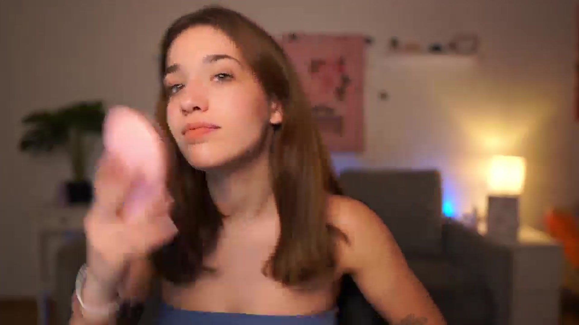 Gallery image thumbnail from Kissiecat's myfreecams stream on, 11/20/2025, 18:21 image 11 of 20