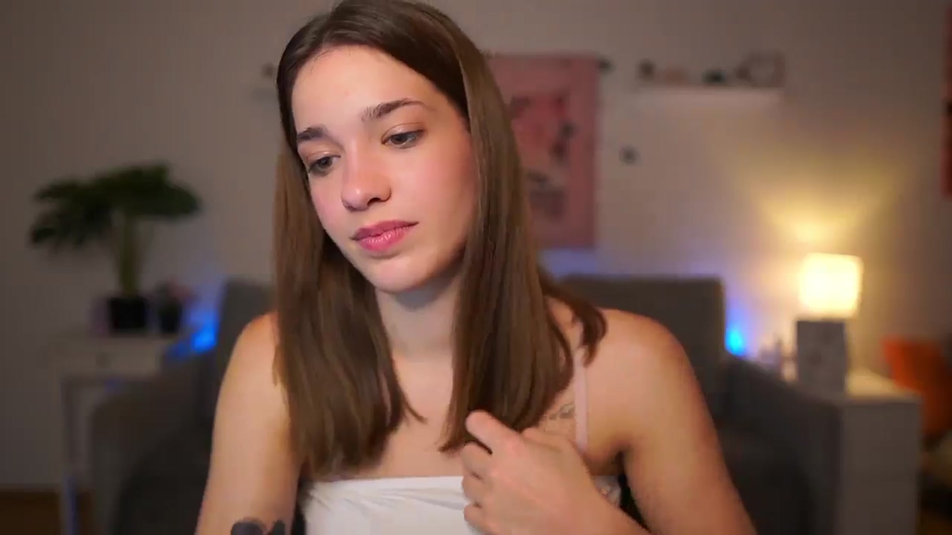 Gallery image thumbnail from Kissiecat's myfreecams stream on, 11/22/2025, 20:01 image 15 of 20