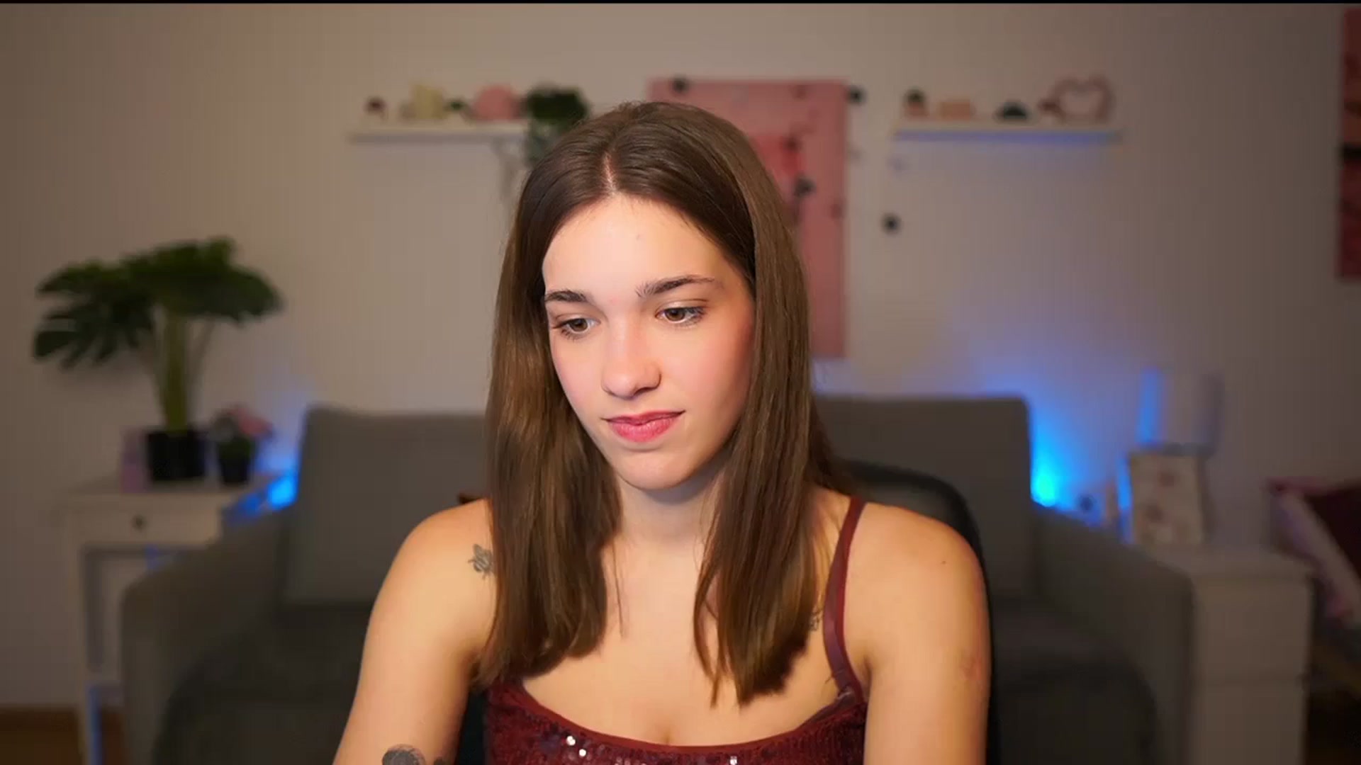 Gallery image thumbnail from Kissiecat's myfreecams stream on, 11/26/2025, 22:18 image 1 of 20
