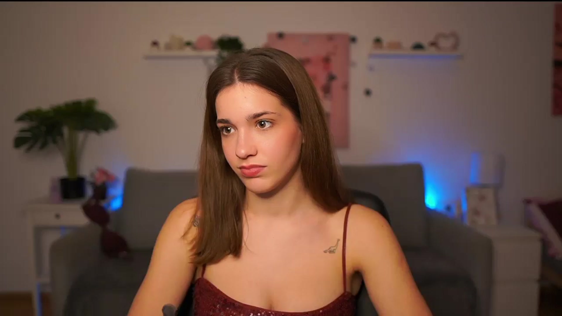 Gallery image thumbnail from Kissiecat's myfreecams stream on, 11/26/2025, 22:18 image 16 of 20