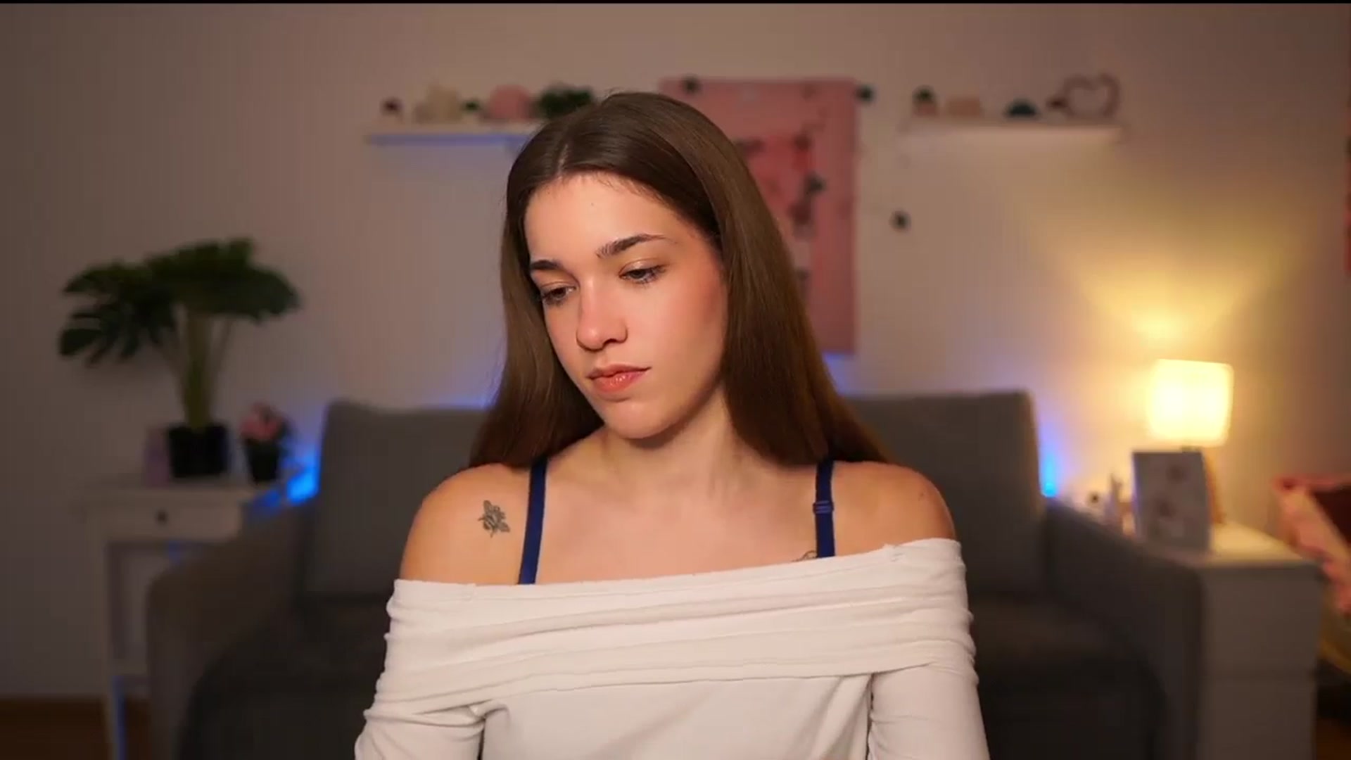 Gallery image thumbnail from Kissiecat's myfreecams stream on, 11/28/2025, 15:17 image 7 of 20