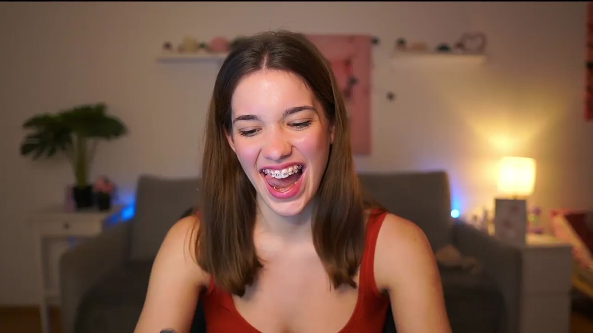 Gallery image thumbnail from Kissiecat's myfreecams stream on, 12/03/2025, 17:40 image 7 of 20