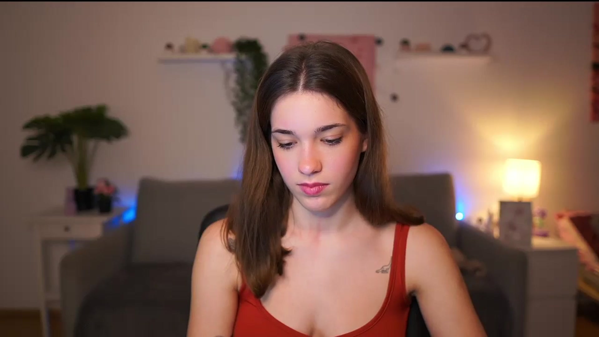 Gallery image thumbnail from Kissiecat's myfreecams stream on, 12/03/2025, 17:40 image 9 of 20