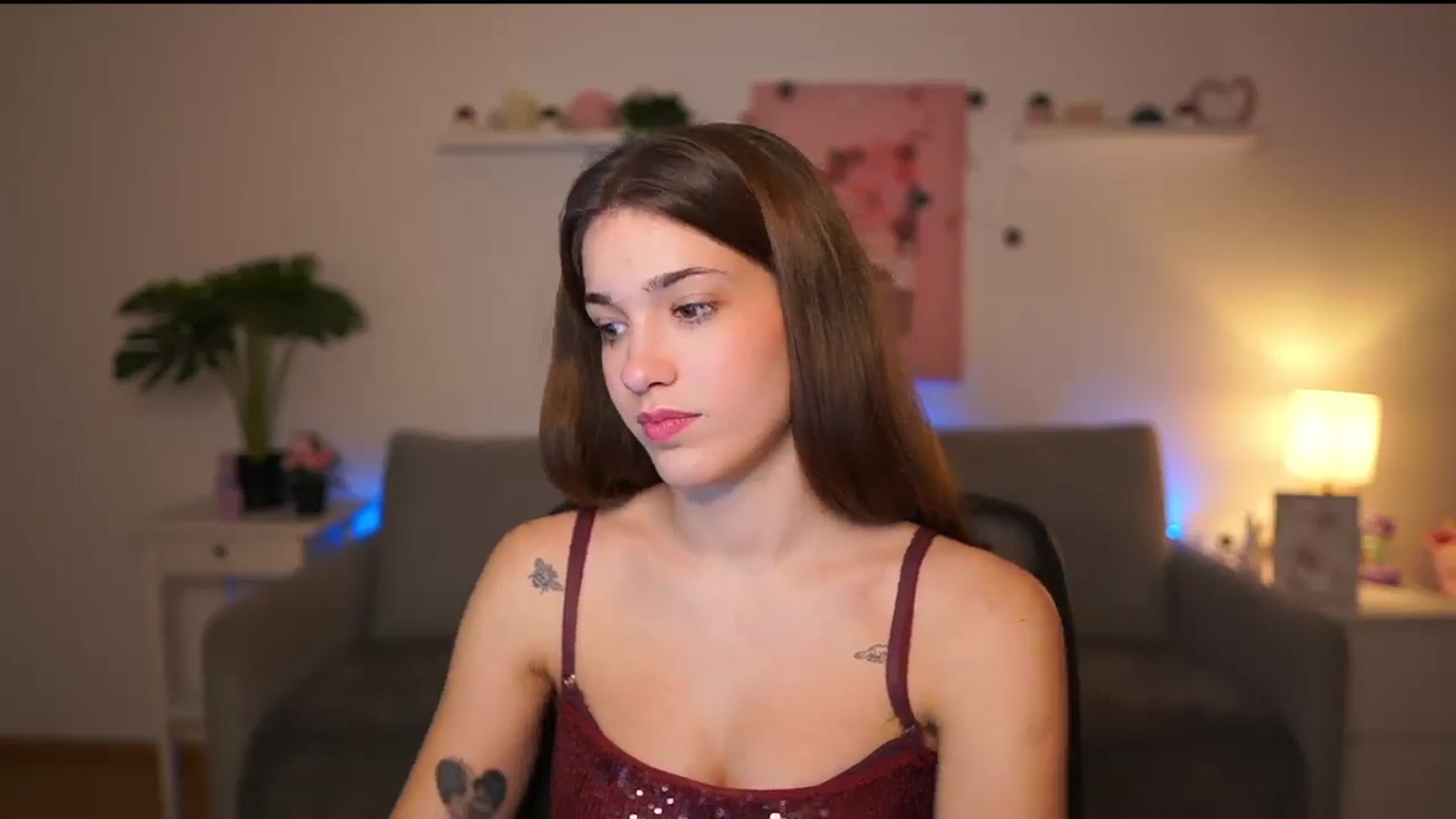 Gallery image thumbnail from Kissiecat's myfreecams stream on, 12/05/2025, 15:06 image 15 of 20