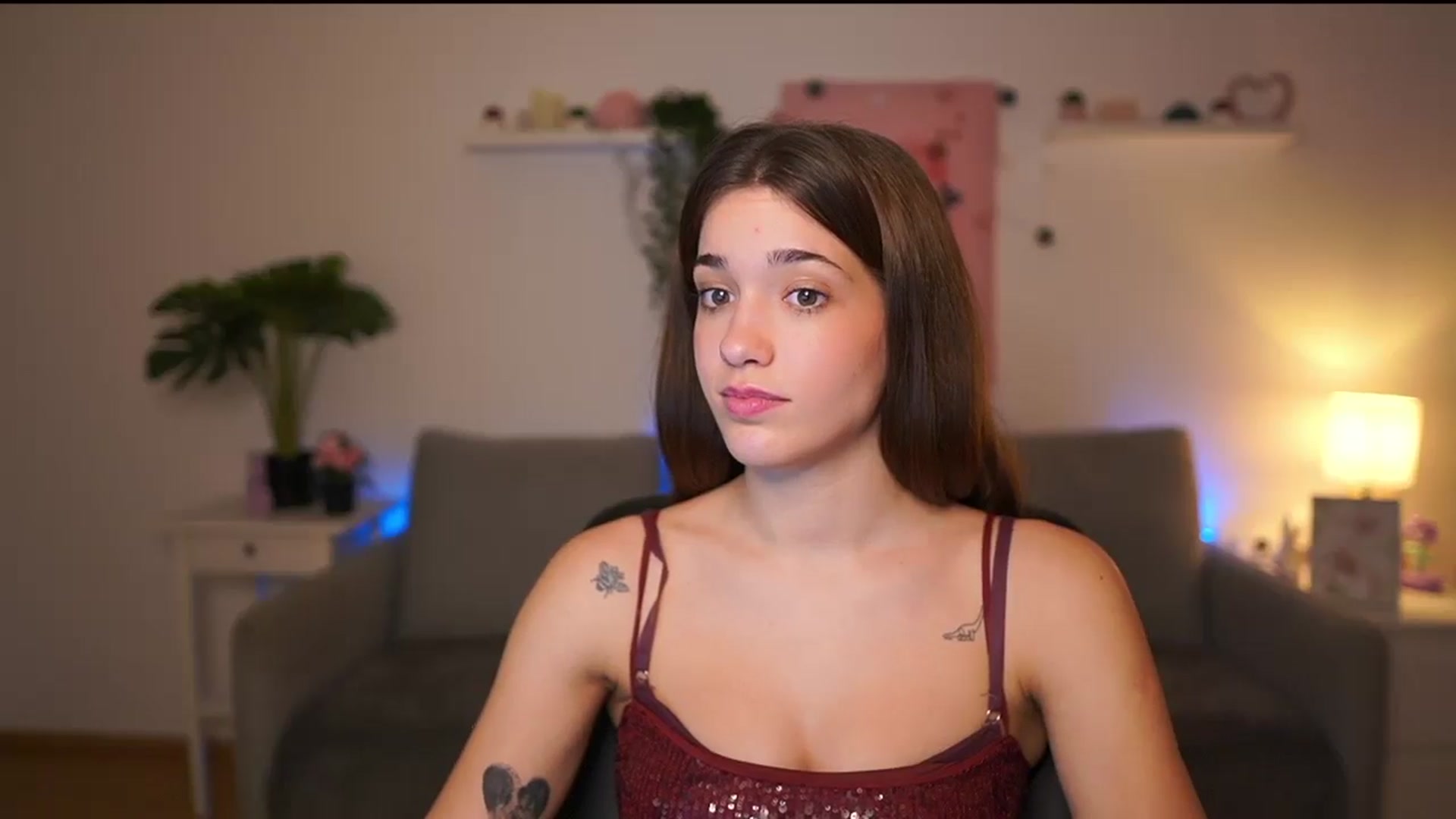 Gallery image thumbnail from Kissiecat's myfreecams stream on, 12/05/2025, 18:51 image 14 of 20