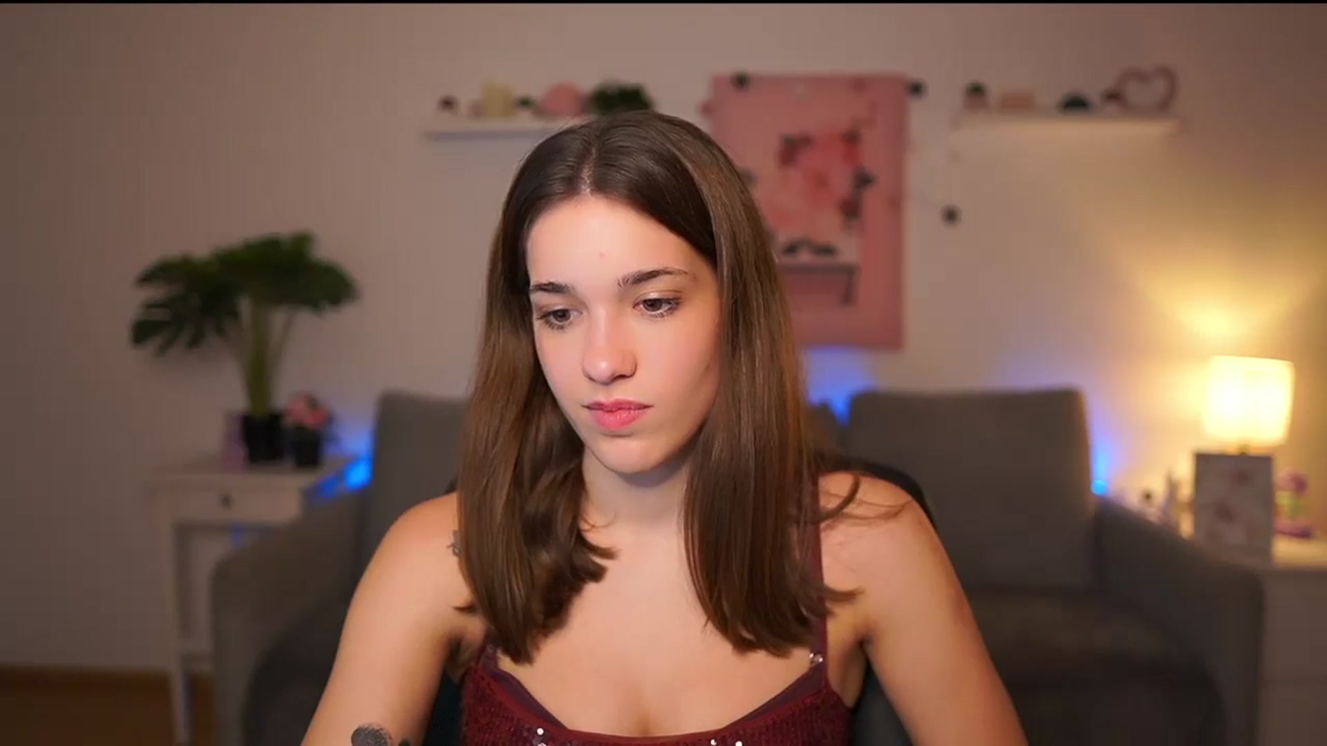 Gallery image thumbnail from Kissiecat's myfreecams stream on, 12/05/2025, 21:22 image 3 of 20
