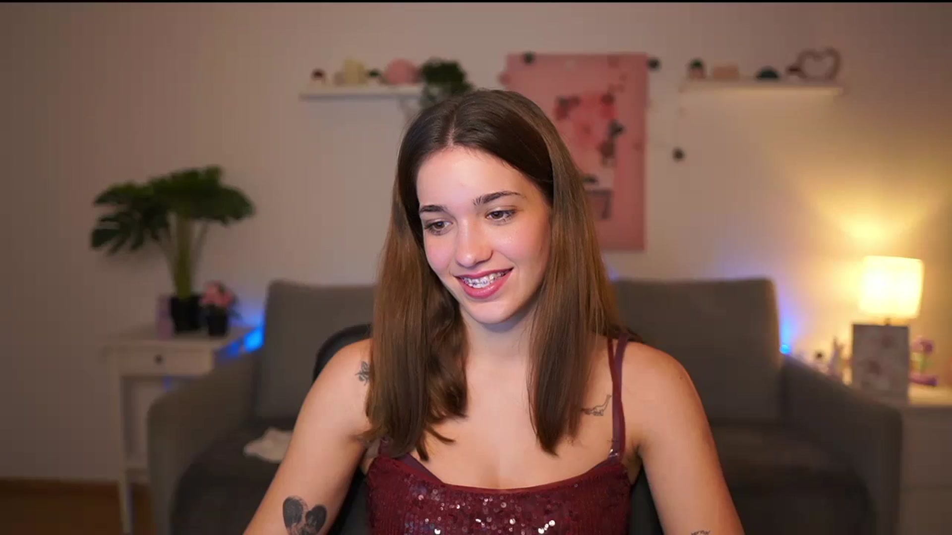 Gallery image thumbnail from Kissiecat's myfreecams stream on, 12/05/2025, 23:58 image 11 of 20