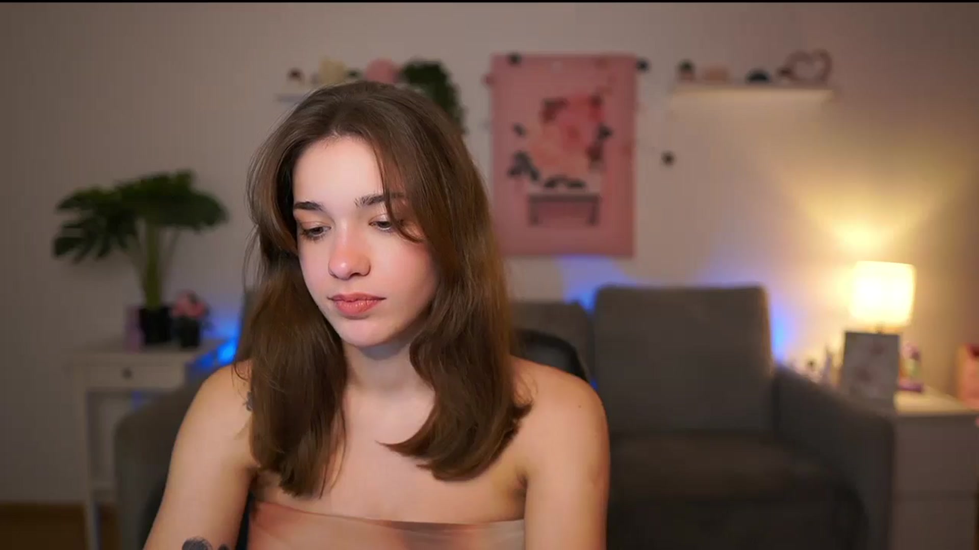 Gallery image thumbnail from Kissiecat's myfreecams stream on, 12/11/2025, 15:00 image 13 of 20