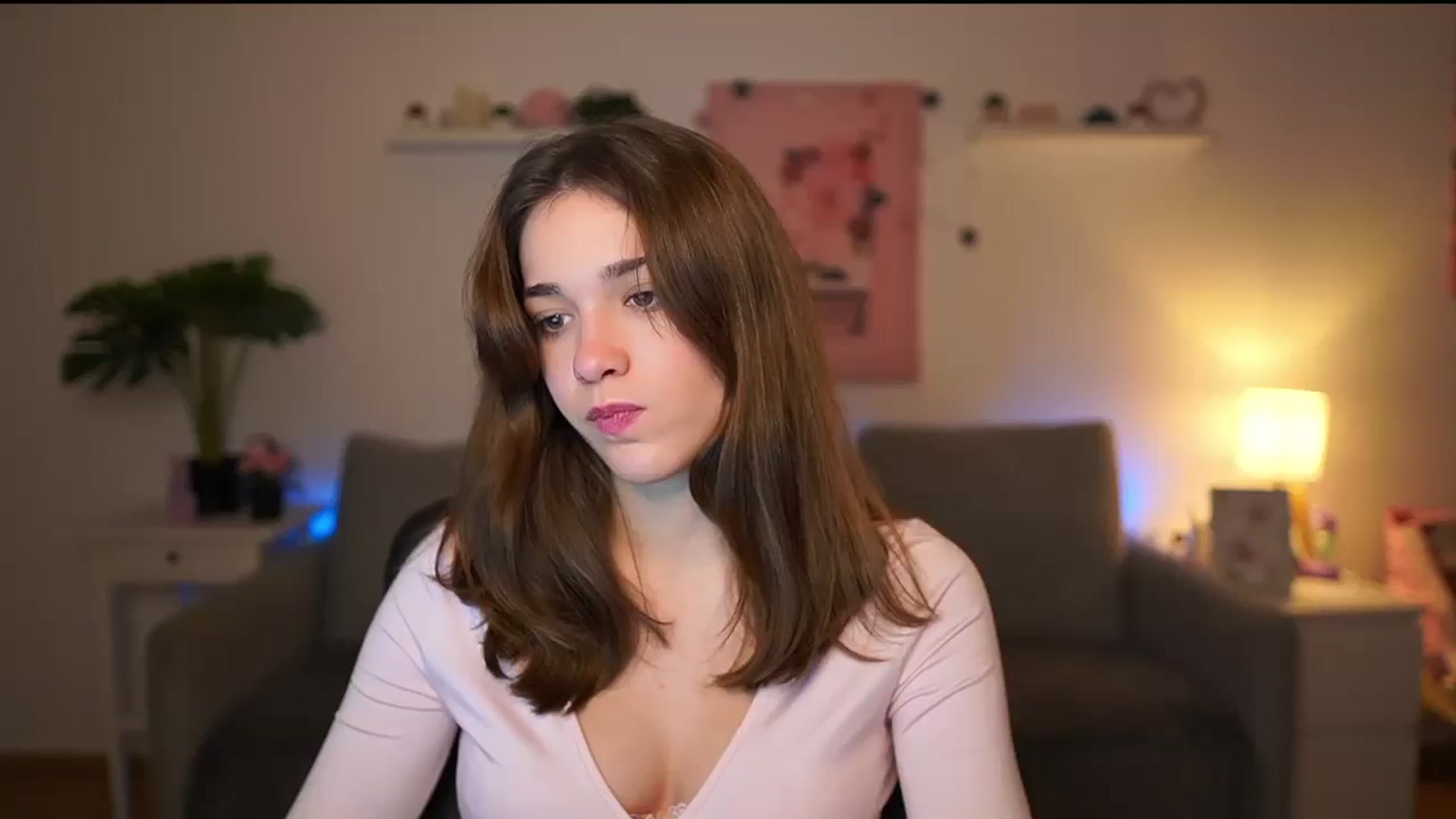 Gallery image thumbnail from Kissiecat's myfreecams stream on, 12/15/2025, 14:55 image 2 of 20