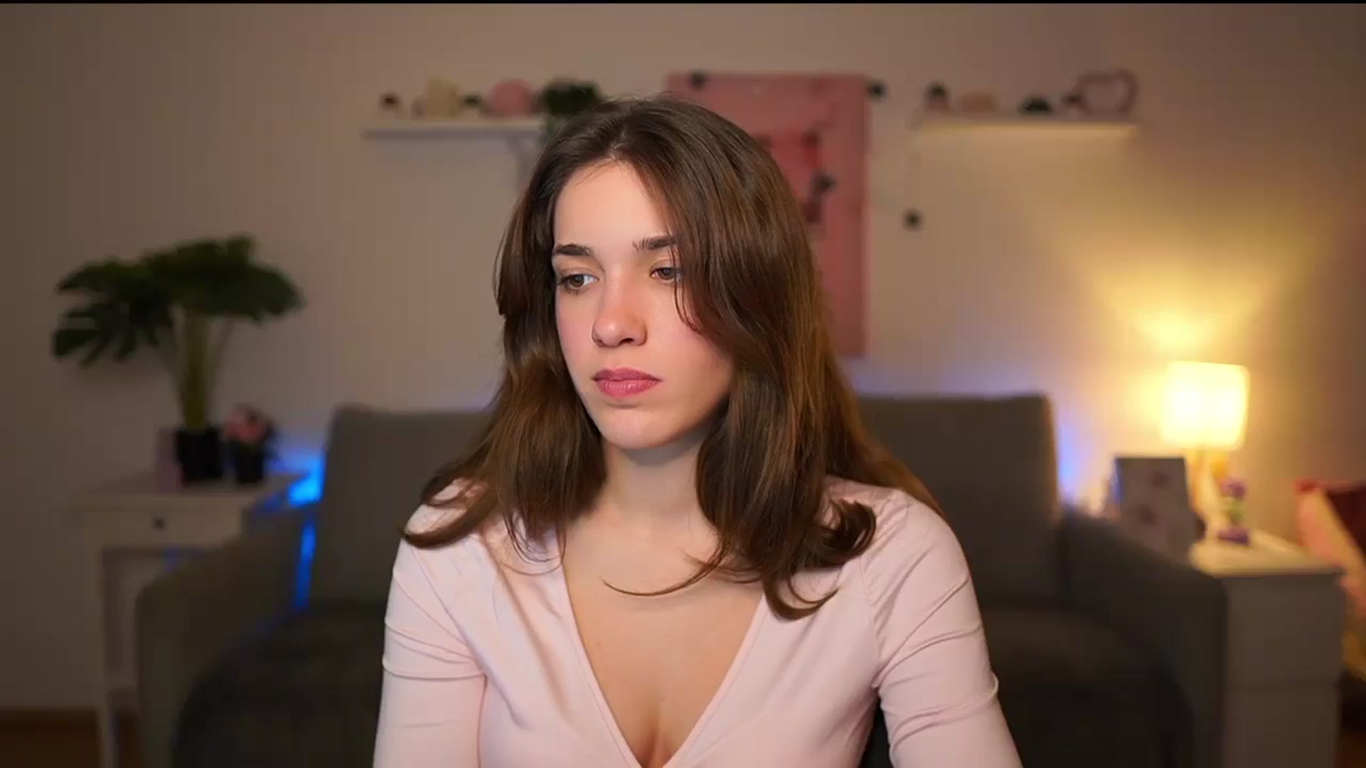 Gallery image thumbnail from Kissiecat's myfreecams stream on, 12/27/2025, 18:35 image 20 of 20